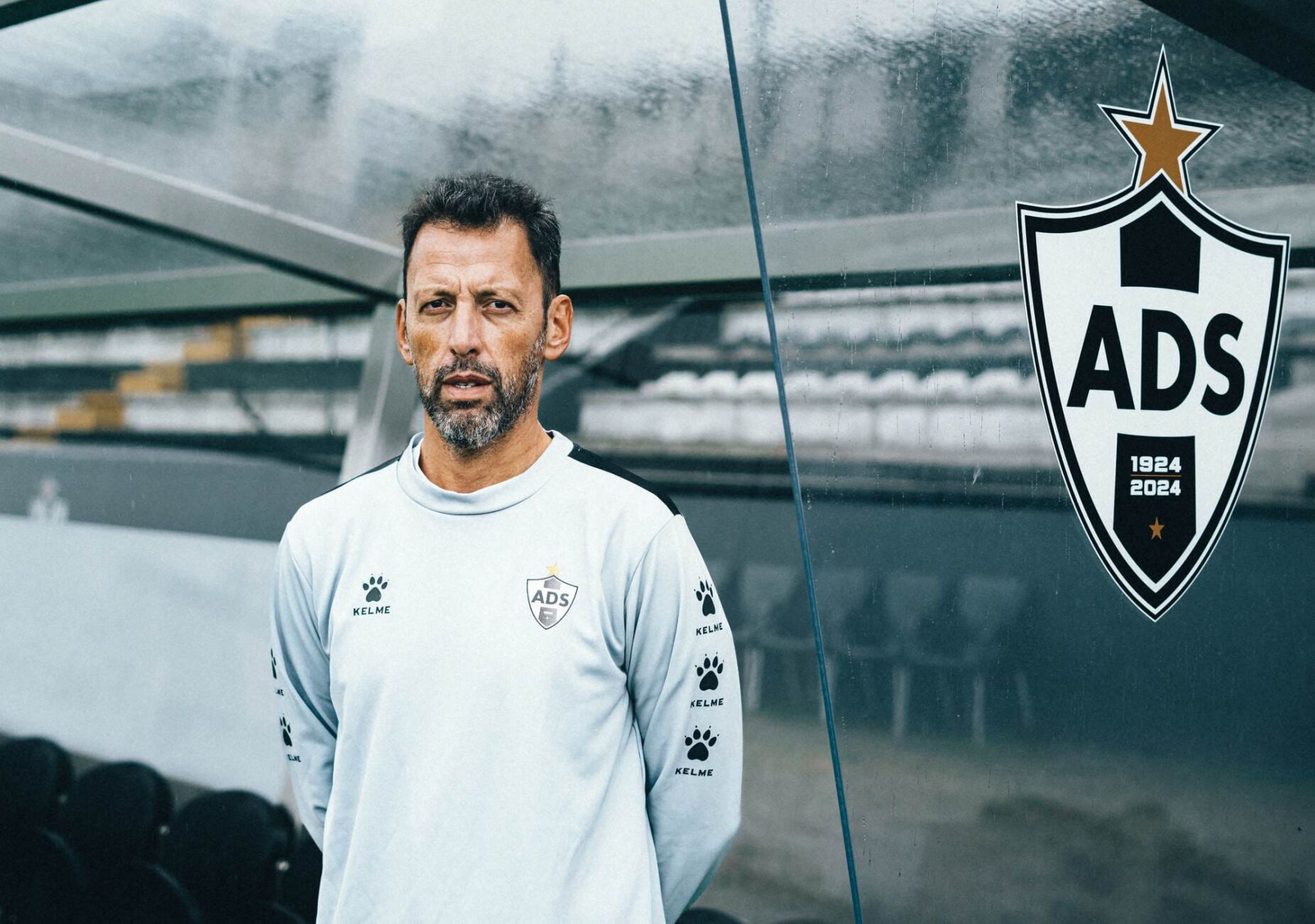 "Em breve tentarei colocar-me em contacto com Anselmi para trocar ideias"
