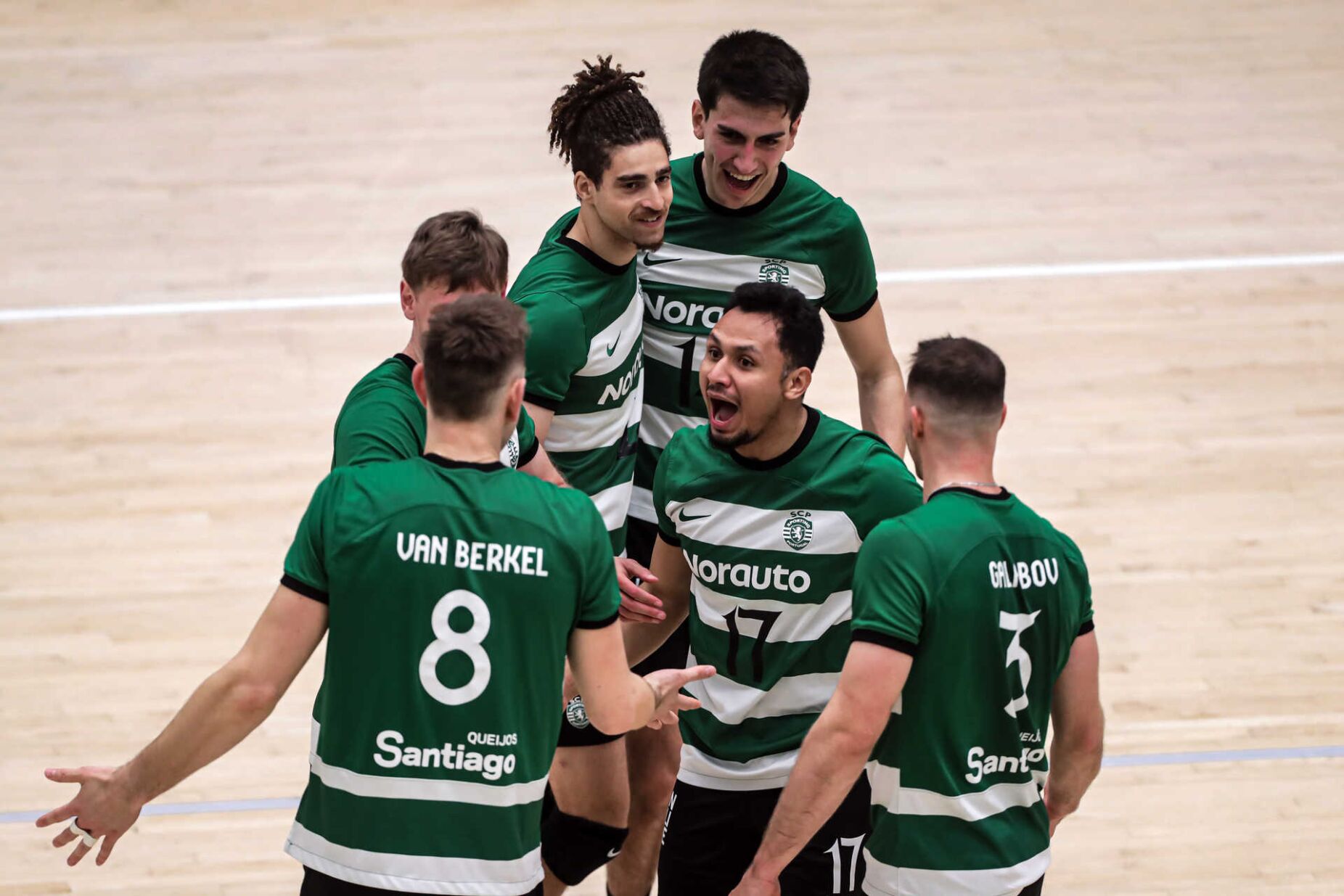 Voleibol: Sporting vence Benfica e iguala final masculina