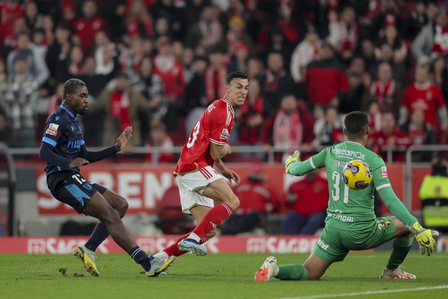 Benfica: Musa decide futuro em breve