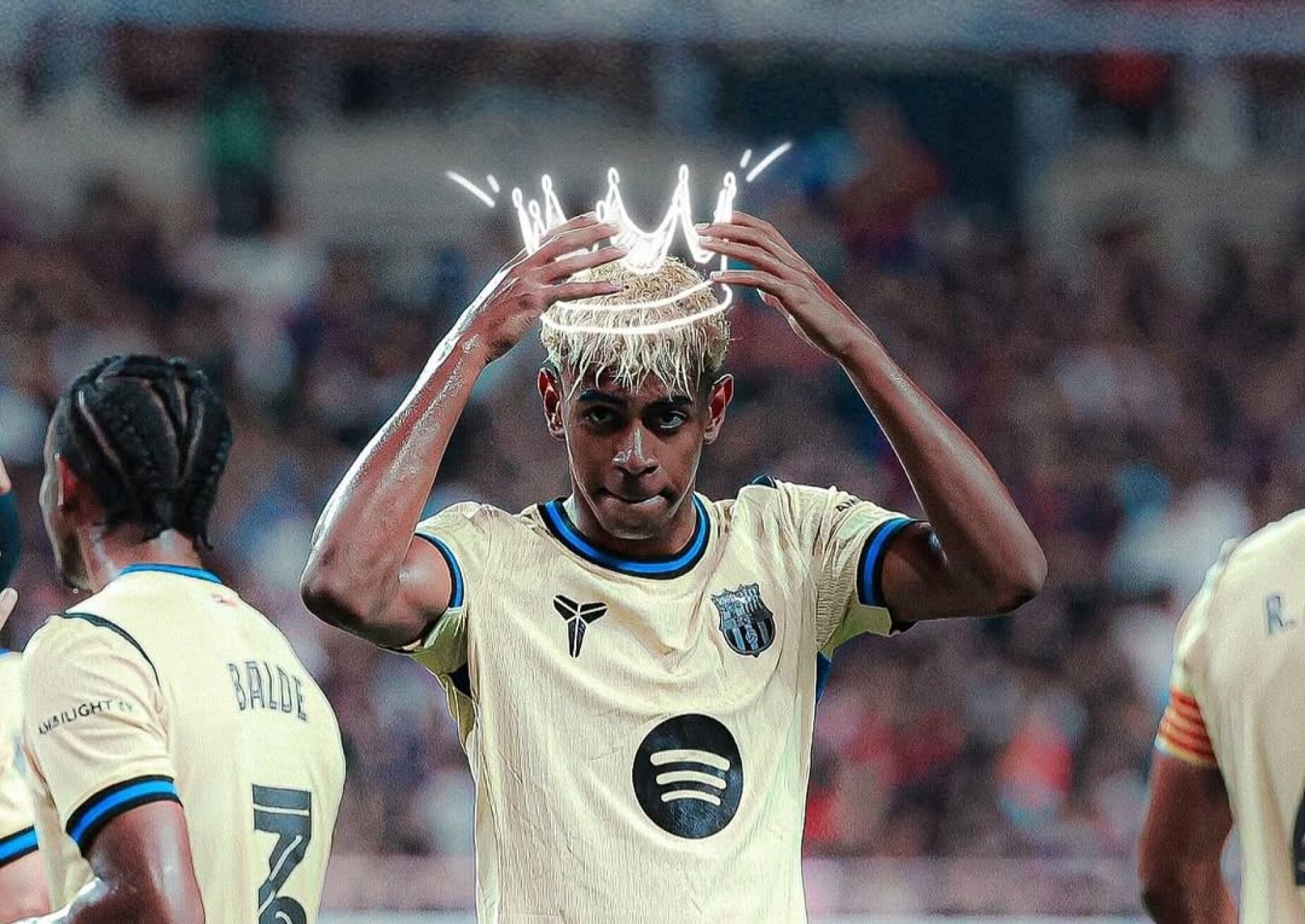 Yamal garante: "Não sonho com uma Bola de Ouro, sonho com muitas"