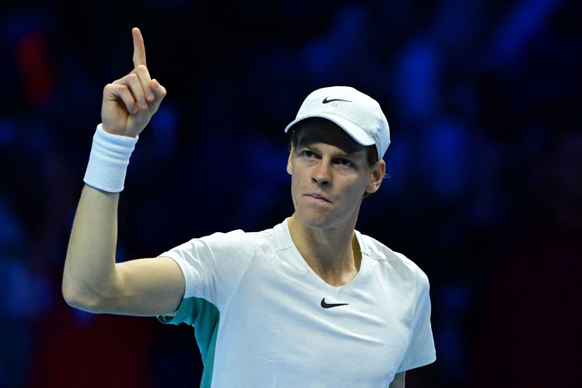 Sinner nas meias-finais das ATP Finals em ténis