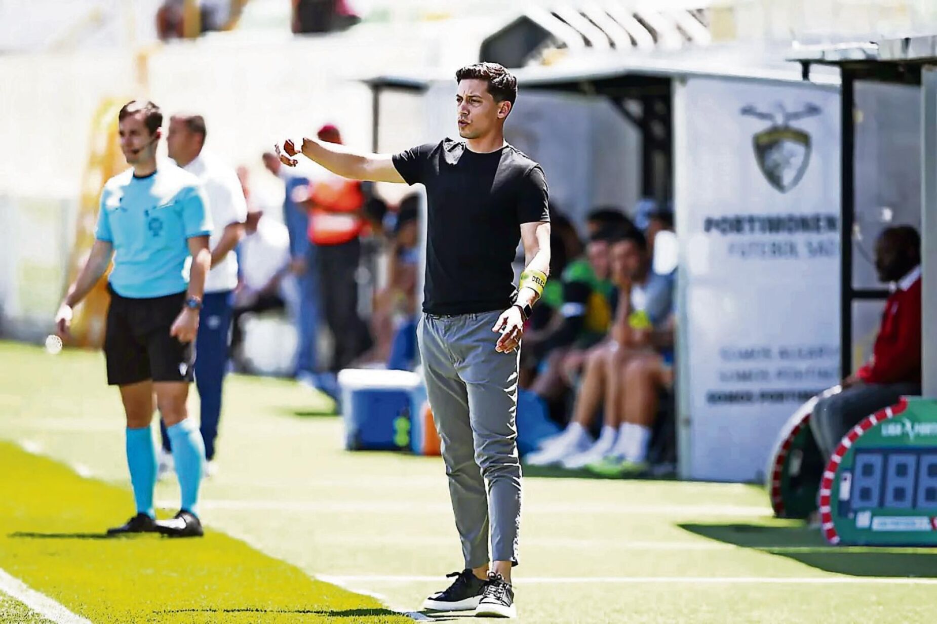 Acordo fechado: Luís Pinto vai ser o novo treinador do V. Guimarães