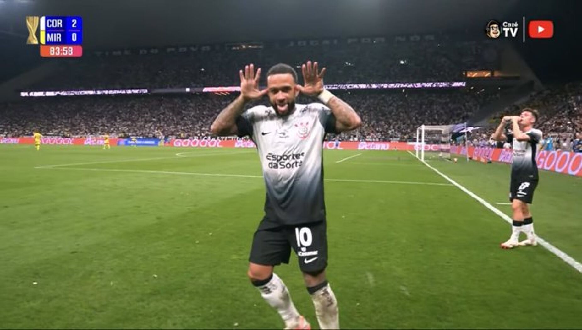 Depay reproduz comemoração de Neymar e esquenta clássico Corinthians x Santos em decisão no Paulistão