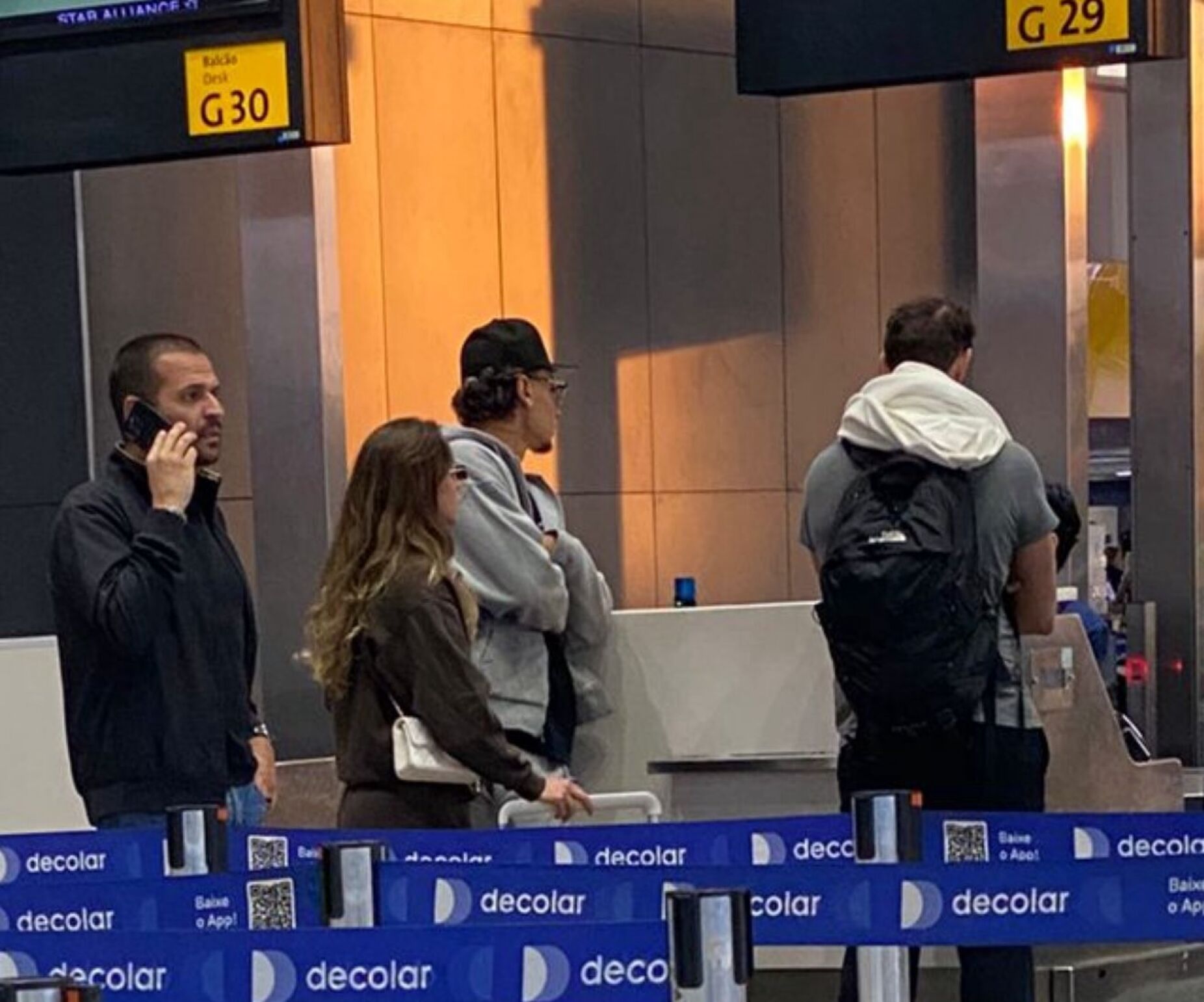 Richard Ríos já está a caminho de Portugal com Rui Pedro Braz