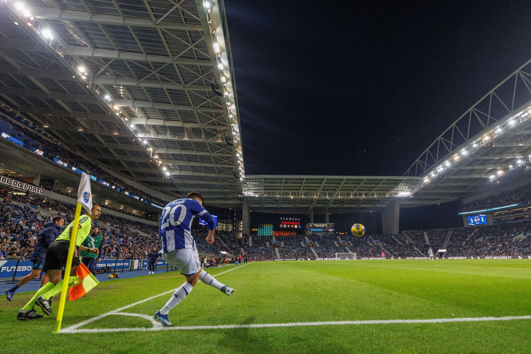 FC Porto anuncia Estádio do Dragão lotado contra o Chaves