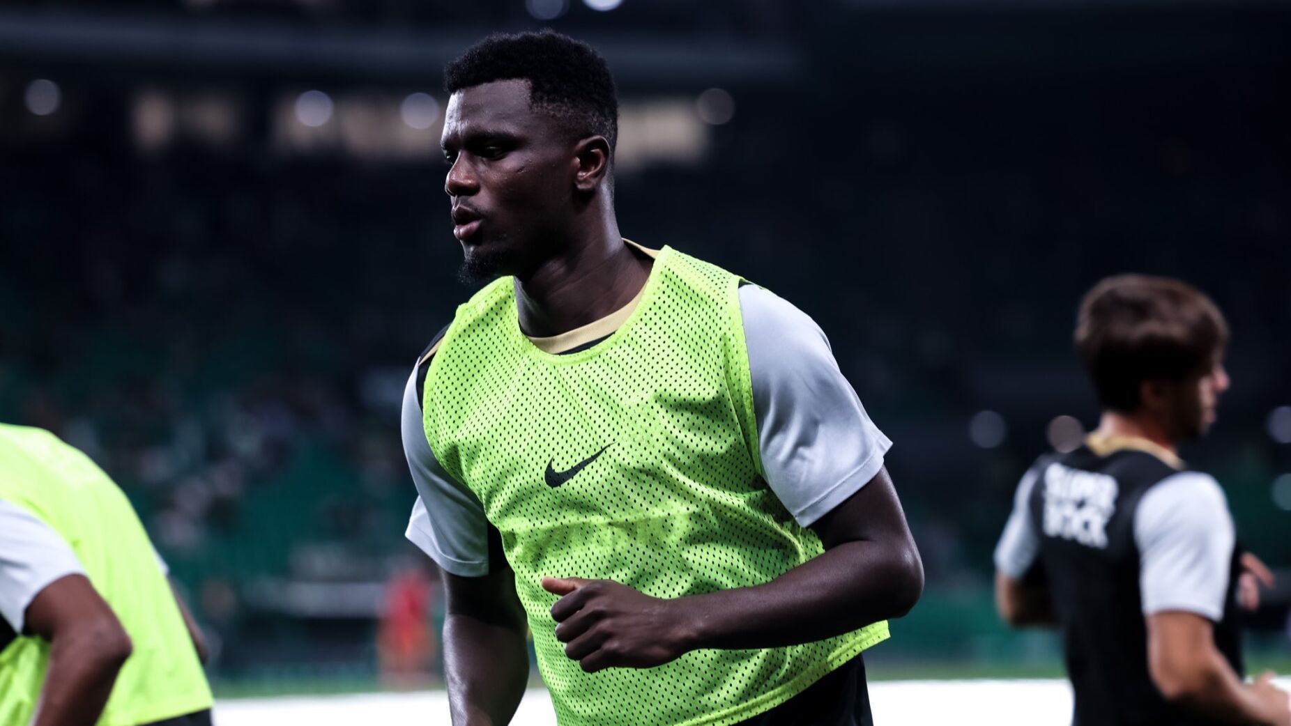 Sporting detalha lesão de Ousmane Diomande