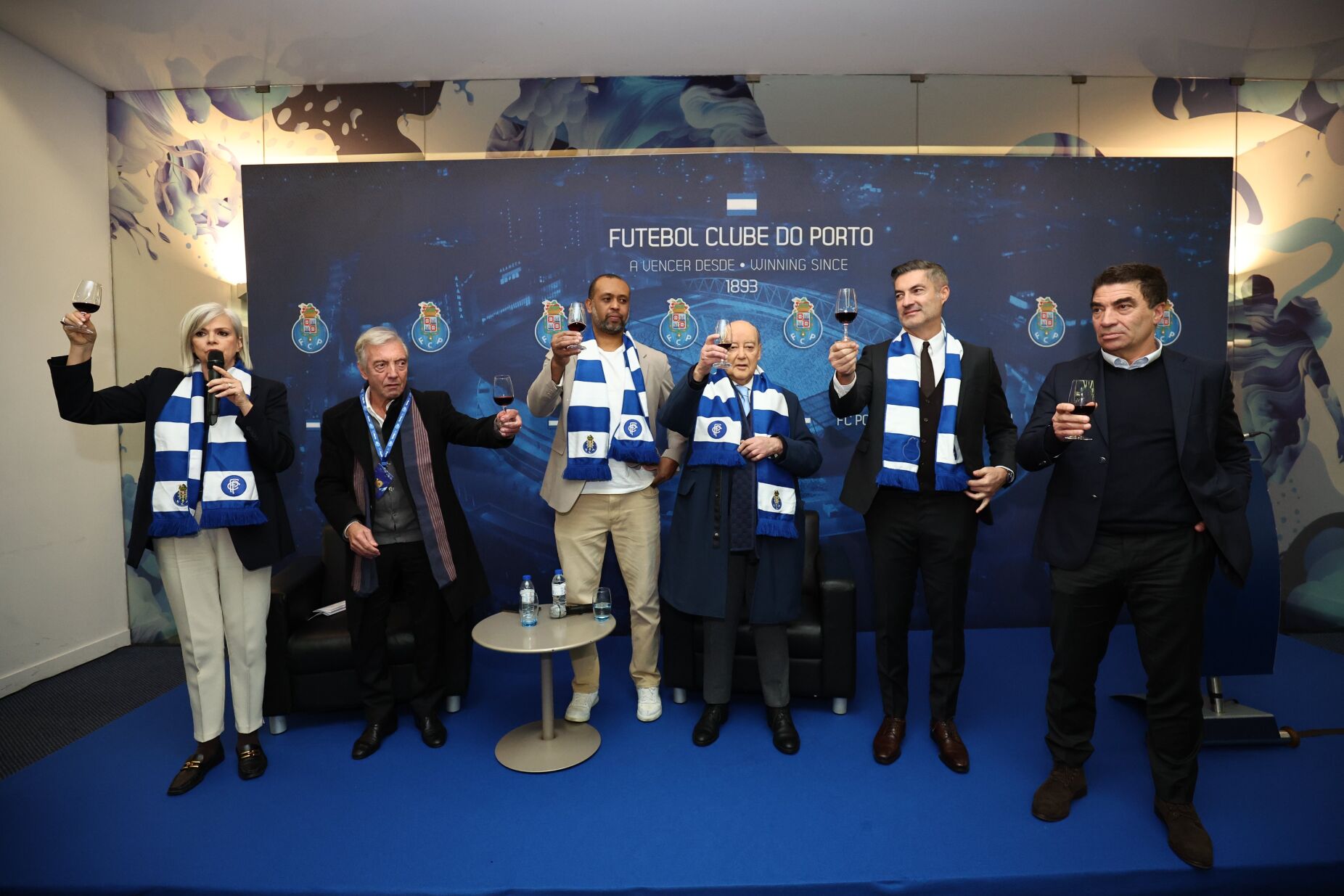 Pinto da Costa: "Vou sair deste encontro com mais vontade de servir o FC Porto"