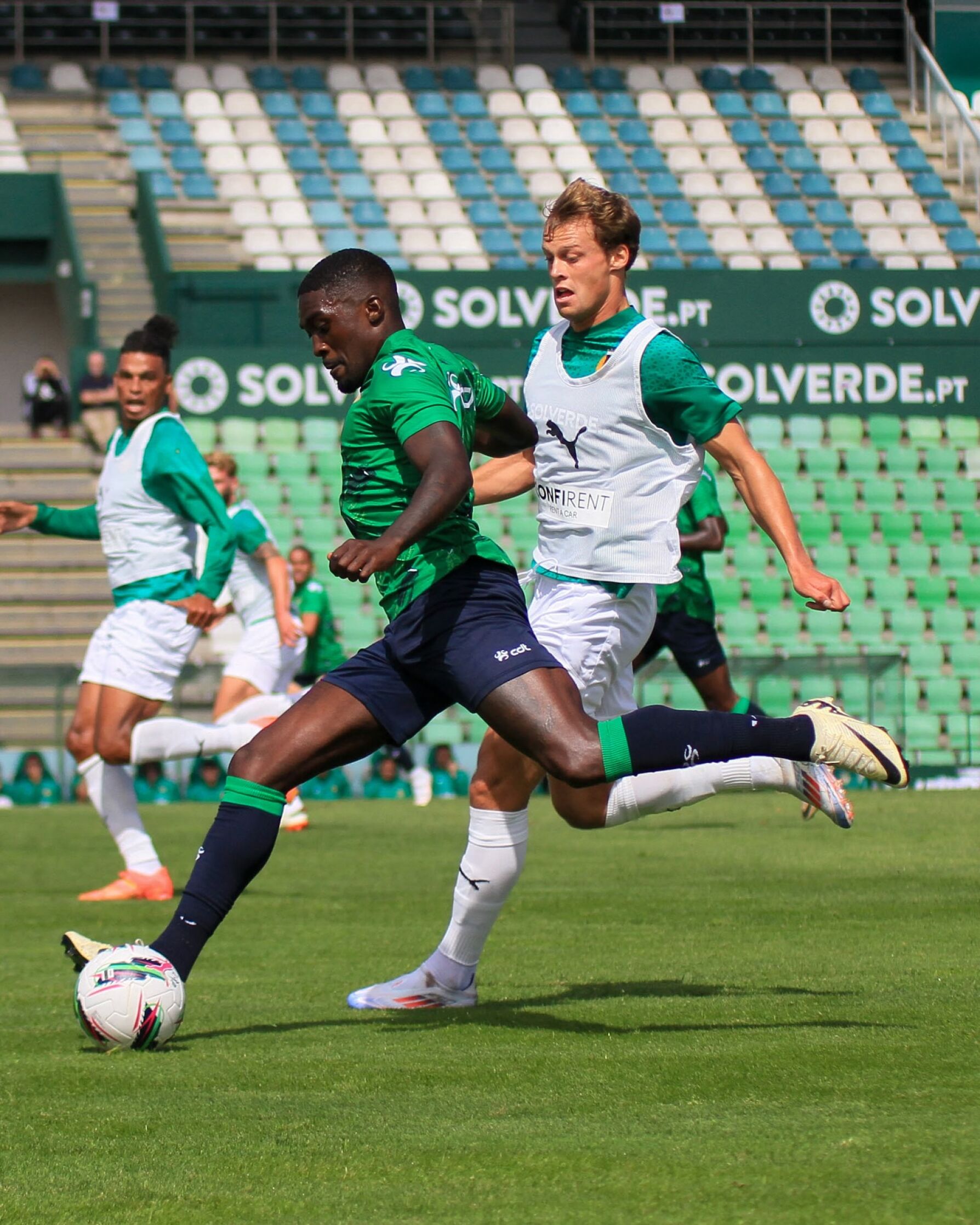 Moreirense vence Rio Ave com reviravolta a encerrar estágio
