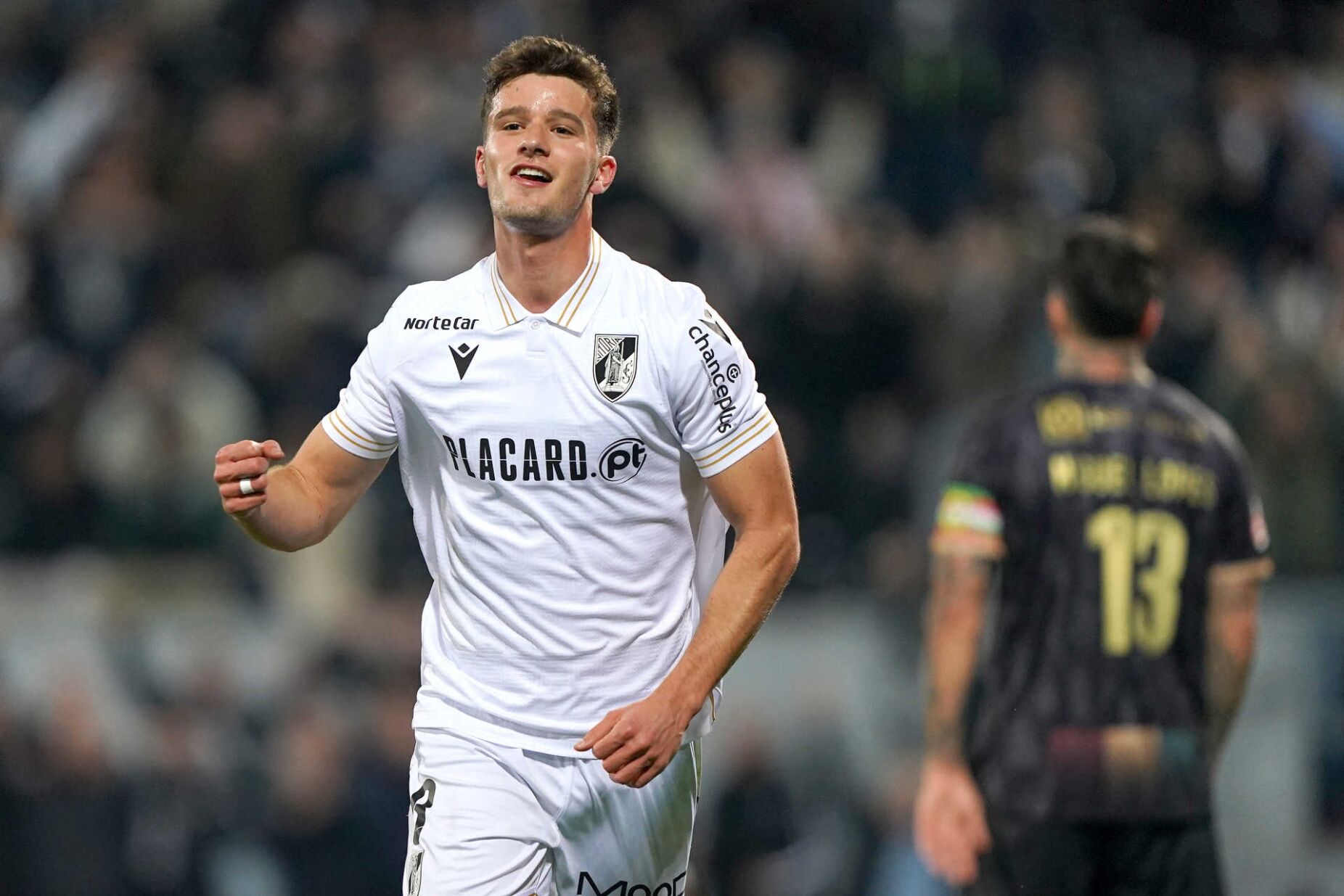Tomás Händel despede-se do V. Guimarães: "Um dia volto a casa..."