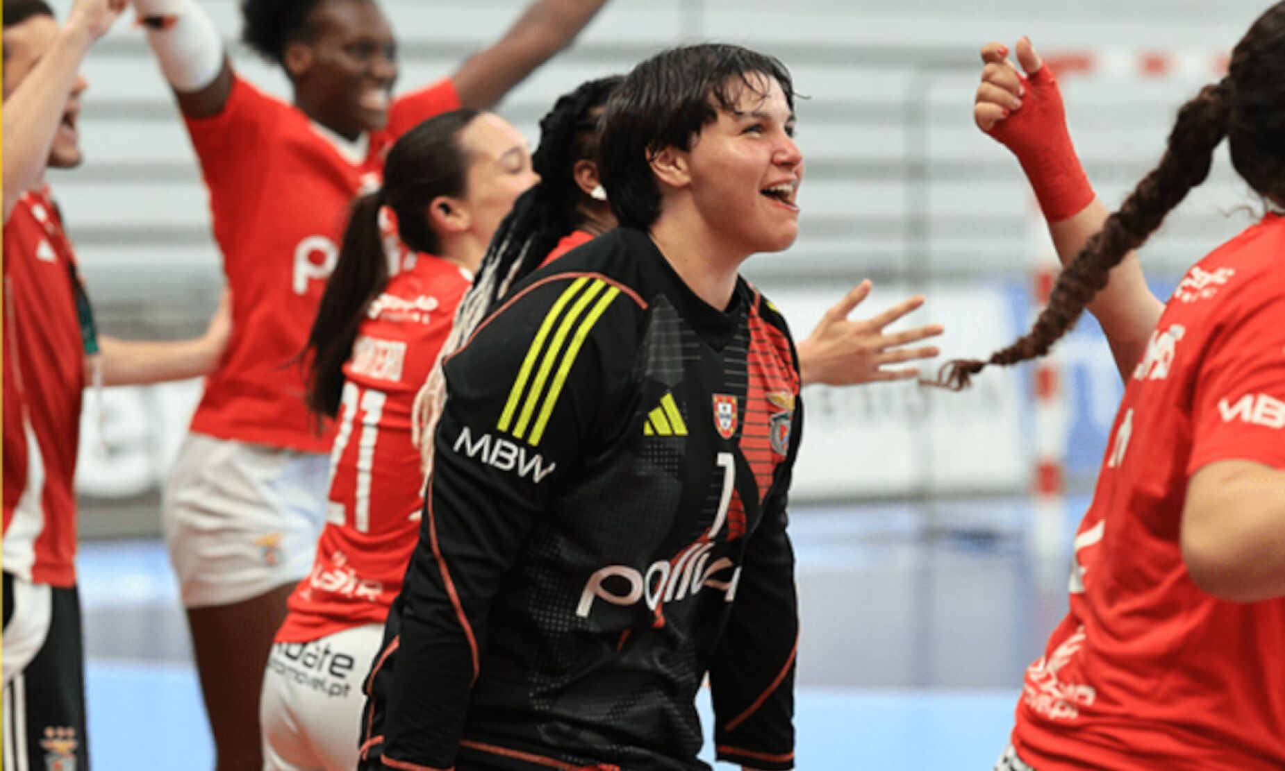 Andebol feminino: Benfica defronta Bera Bera na final da Supertaça Ibérica