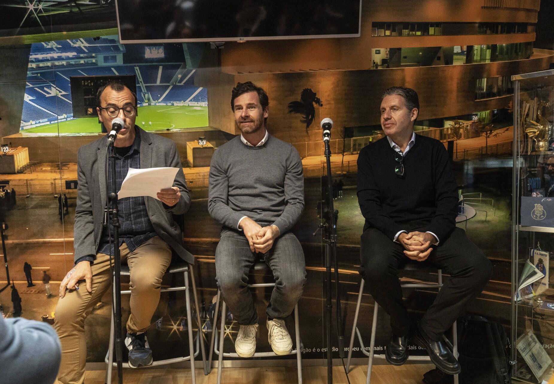 Pereira da Costa: "Aproveitam a situação débil. Teremos injeção de capital"