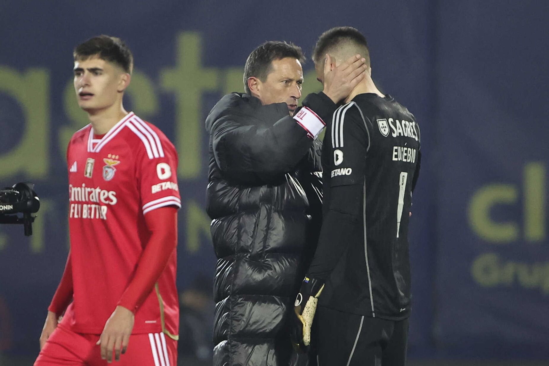 Roger Schmidt após Arouca-Benfica: "Não foi fácil jogar neste relvado"