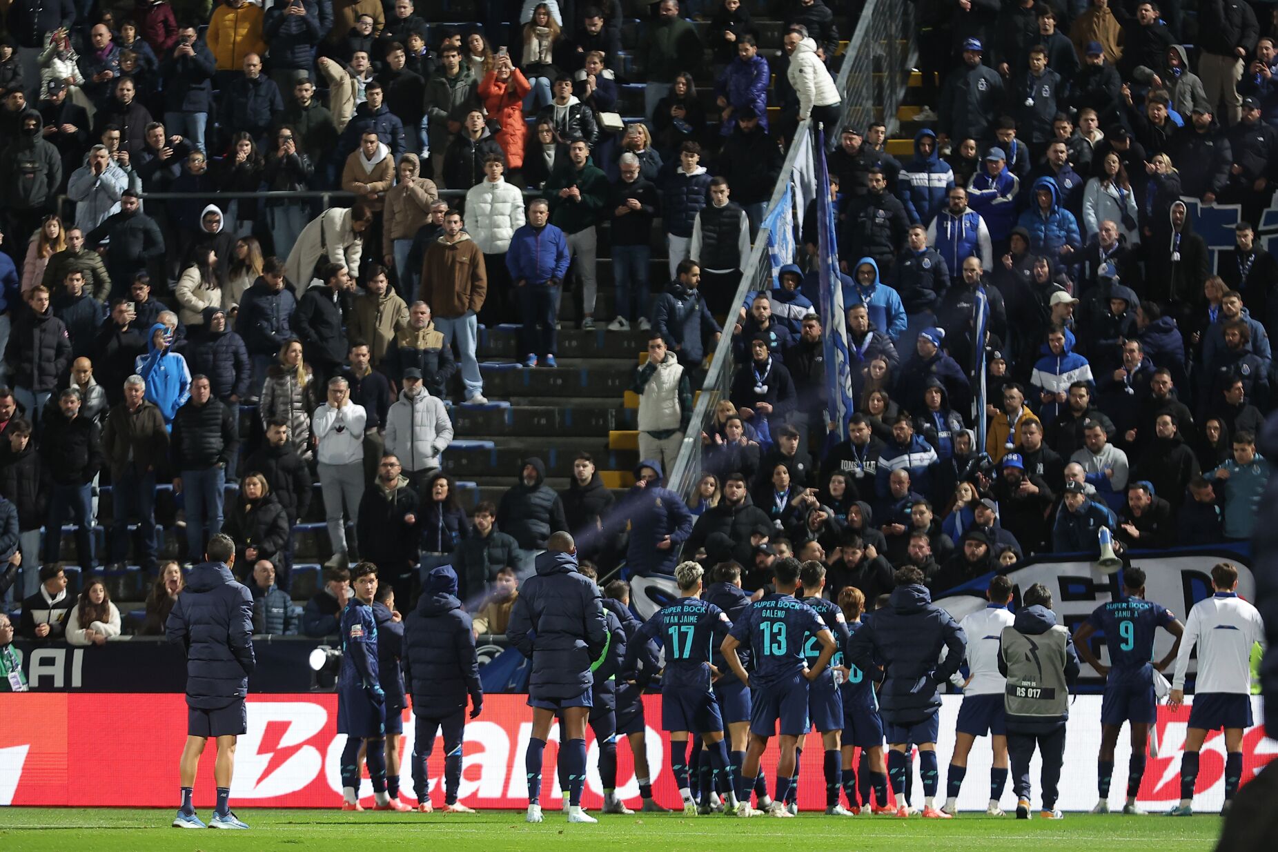 SAD do FC Porto mantém confiança em Vítor Bruno e está ao lado dos jogadores