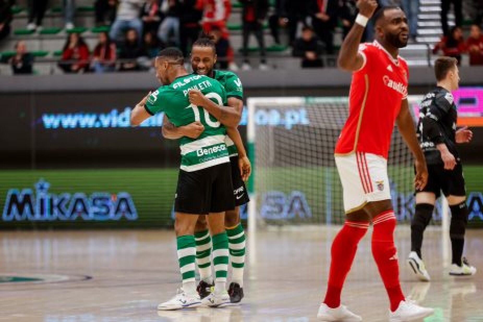 Futsal feminino: Brasil vence Portugal num jogo com final