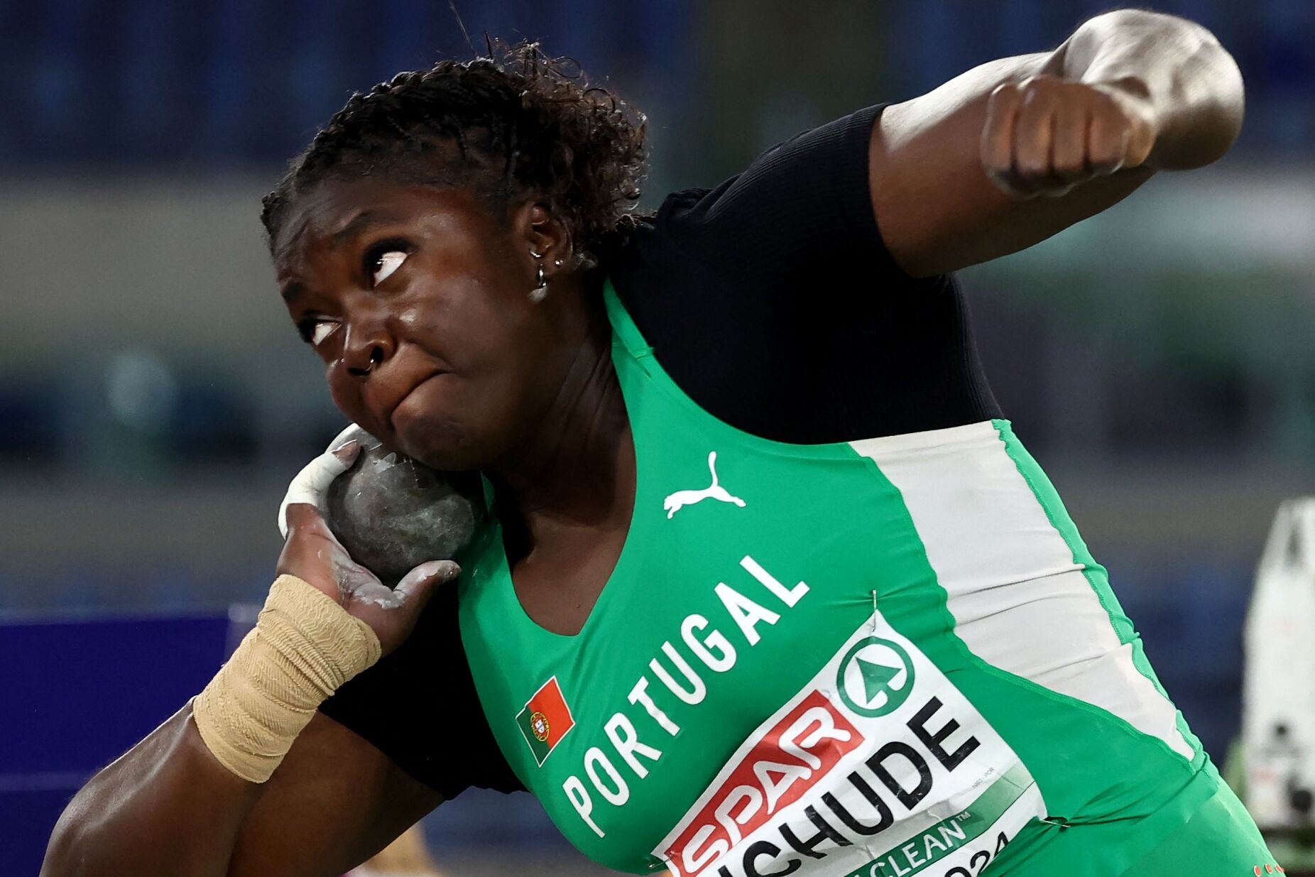 Jéssica Inchude na final do peso e Eliana Bandeira eliminada