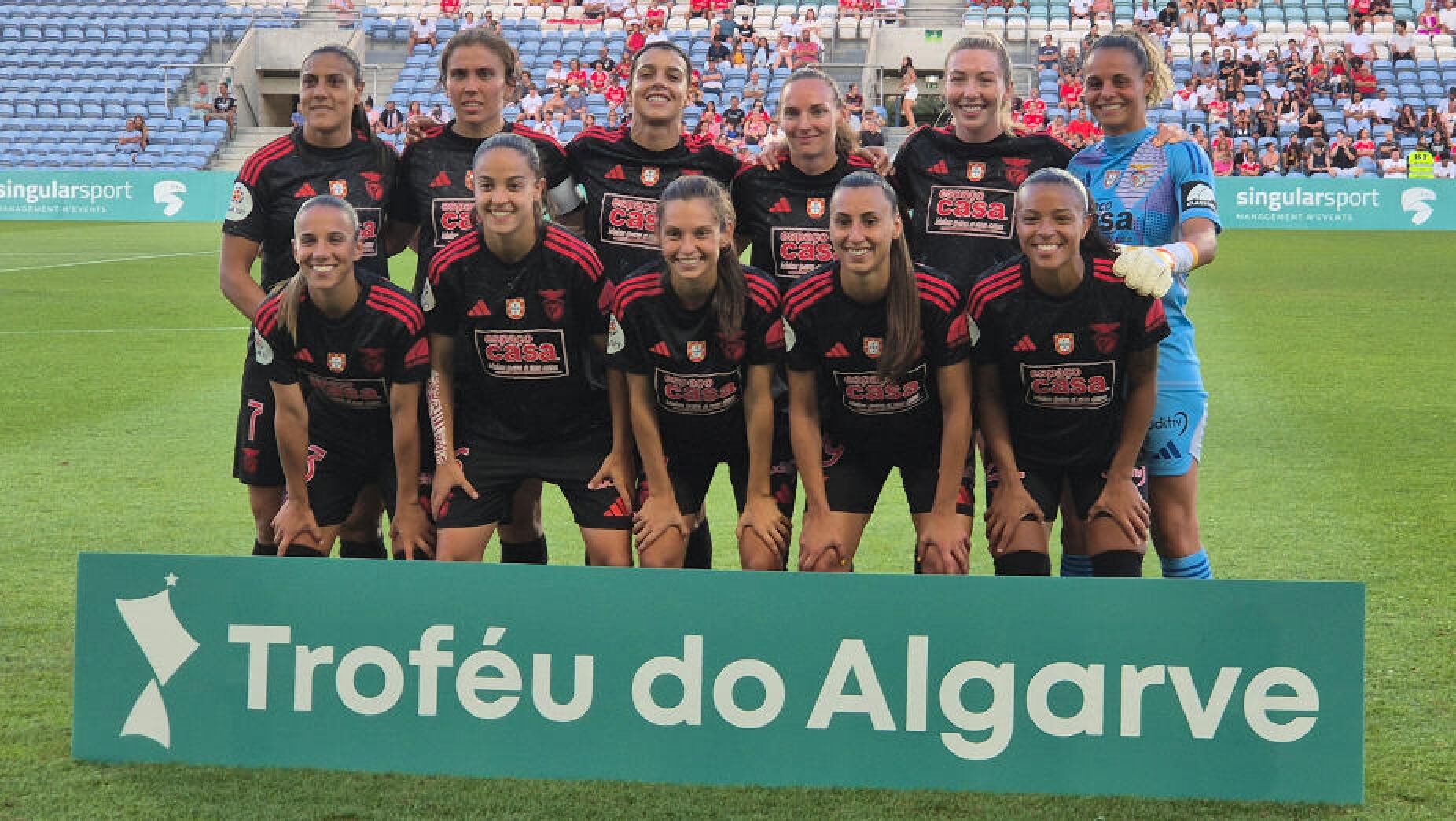 Benfica vence dérbi contra o Sporting e conquista Troféu do Algarve