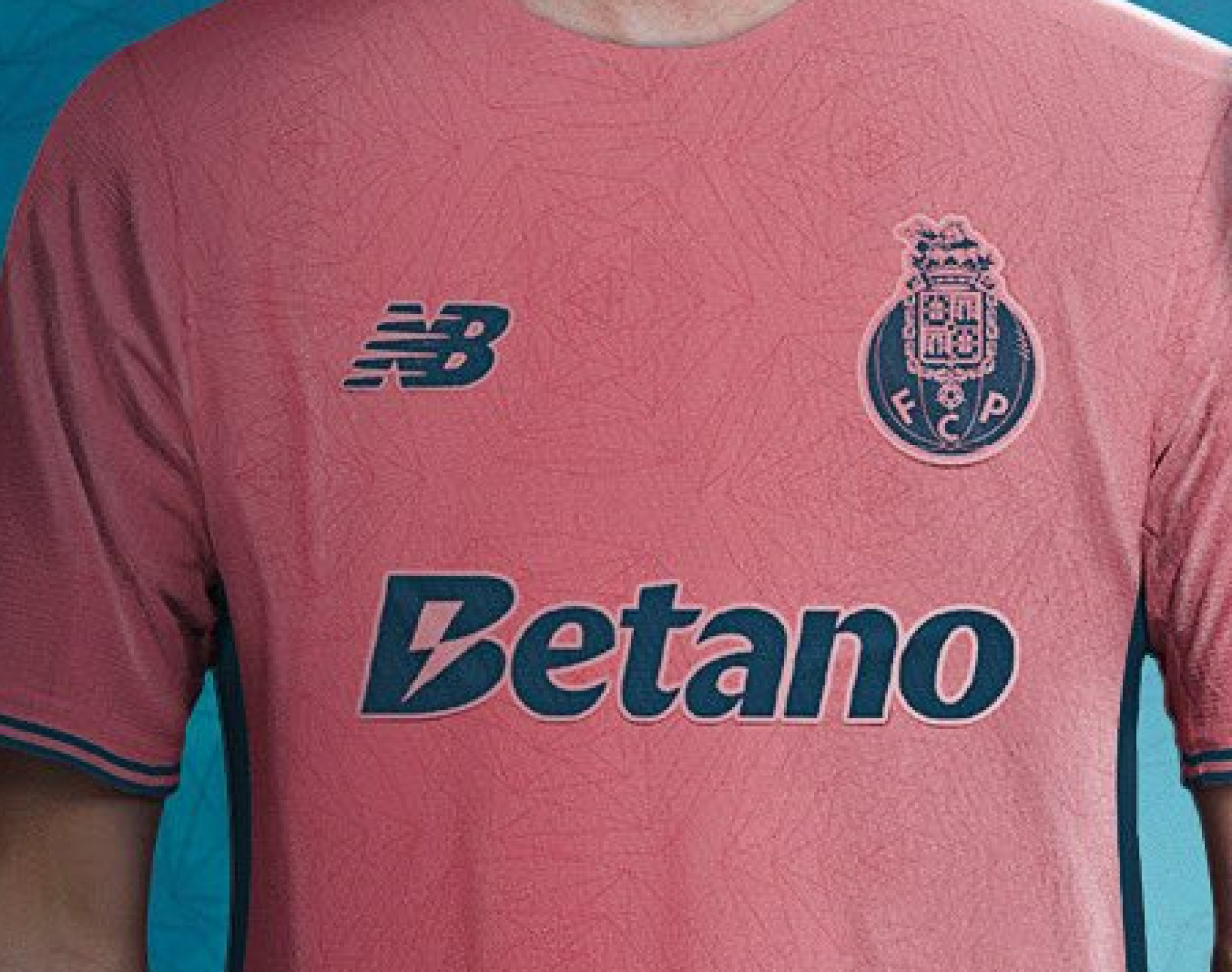 Circula nas redes sociais a suposta camisola alternativa do FC Porto para 2025/26