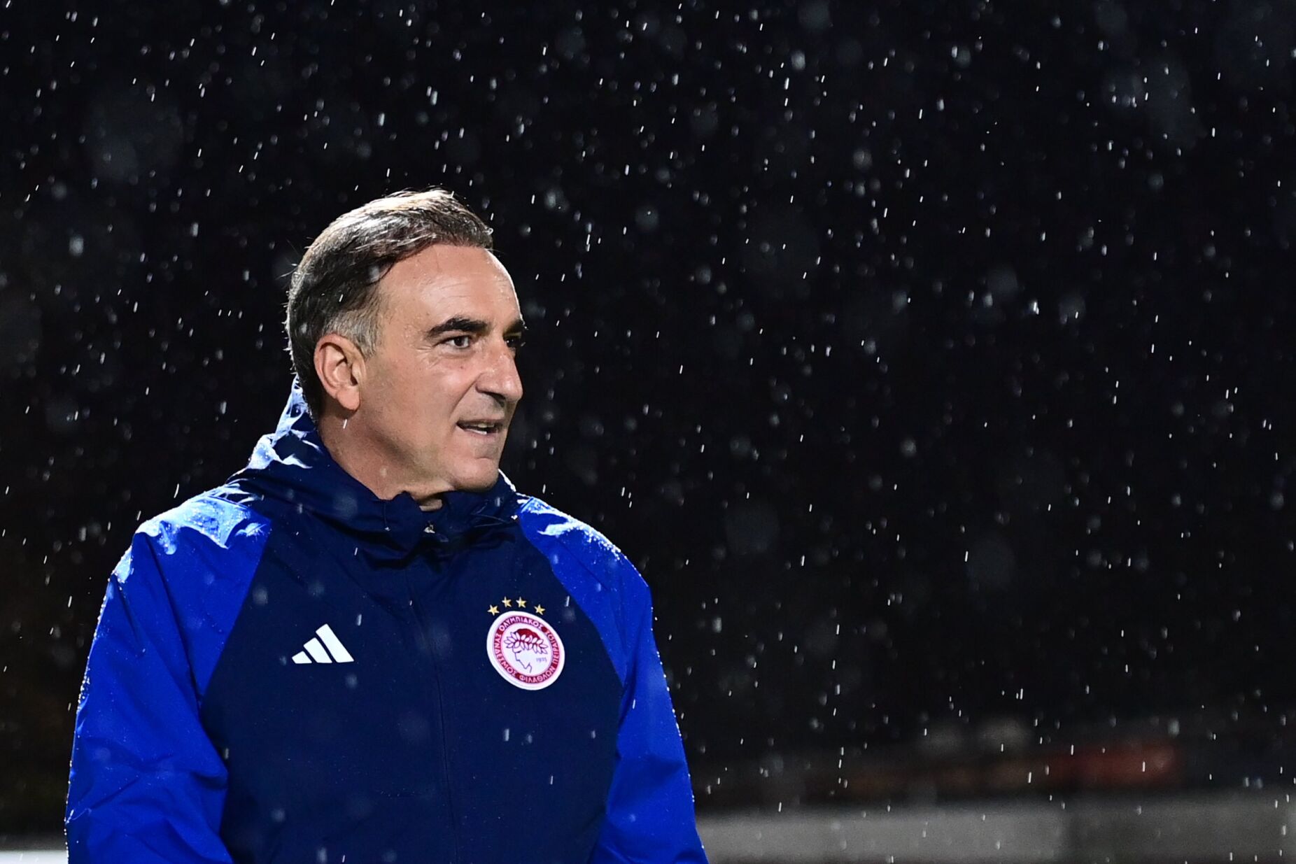 Podence deu força à estreia vitoriosa de Carlos Carvalhal no Olympiacos