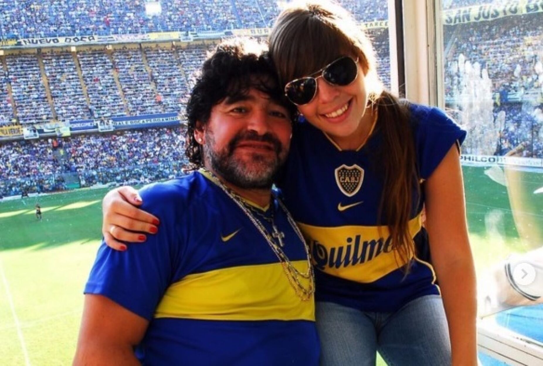 Filha de Maradona recorreu a médium: 