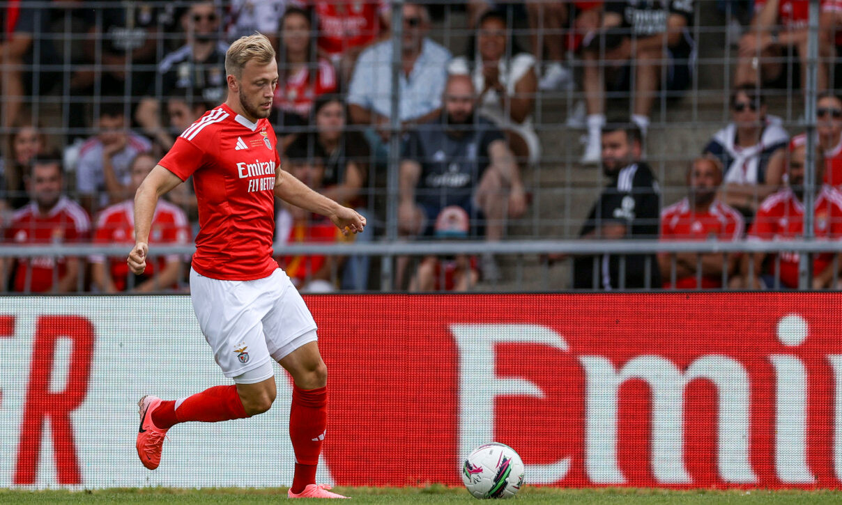 Os valores do acordo entre Benfica e Feyenoord para a transferência de Tengstedt