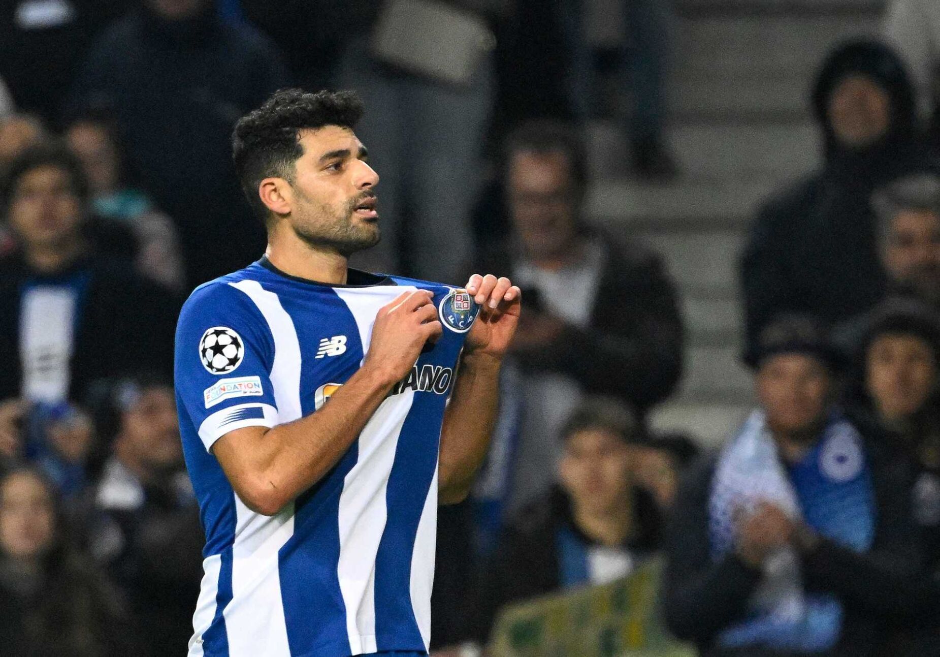 Taremi: Inter mantém-se na corrida, FC Porto não o quer perder em janeiro