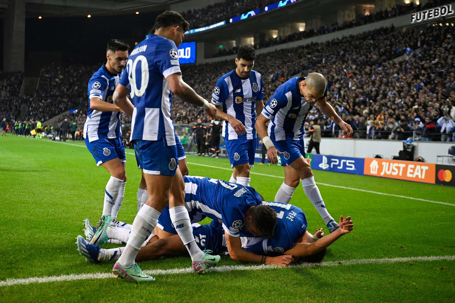 FC Porto - Paixão em campo 💪 Azul e branco em ação💙 Hoje