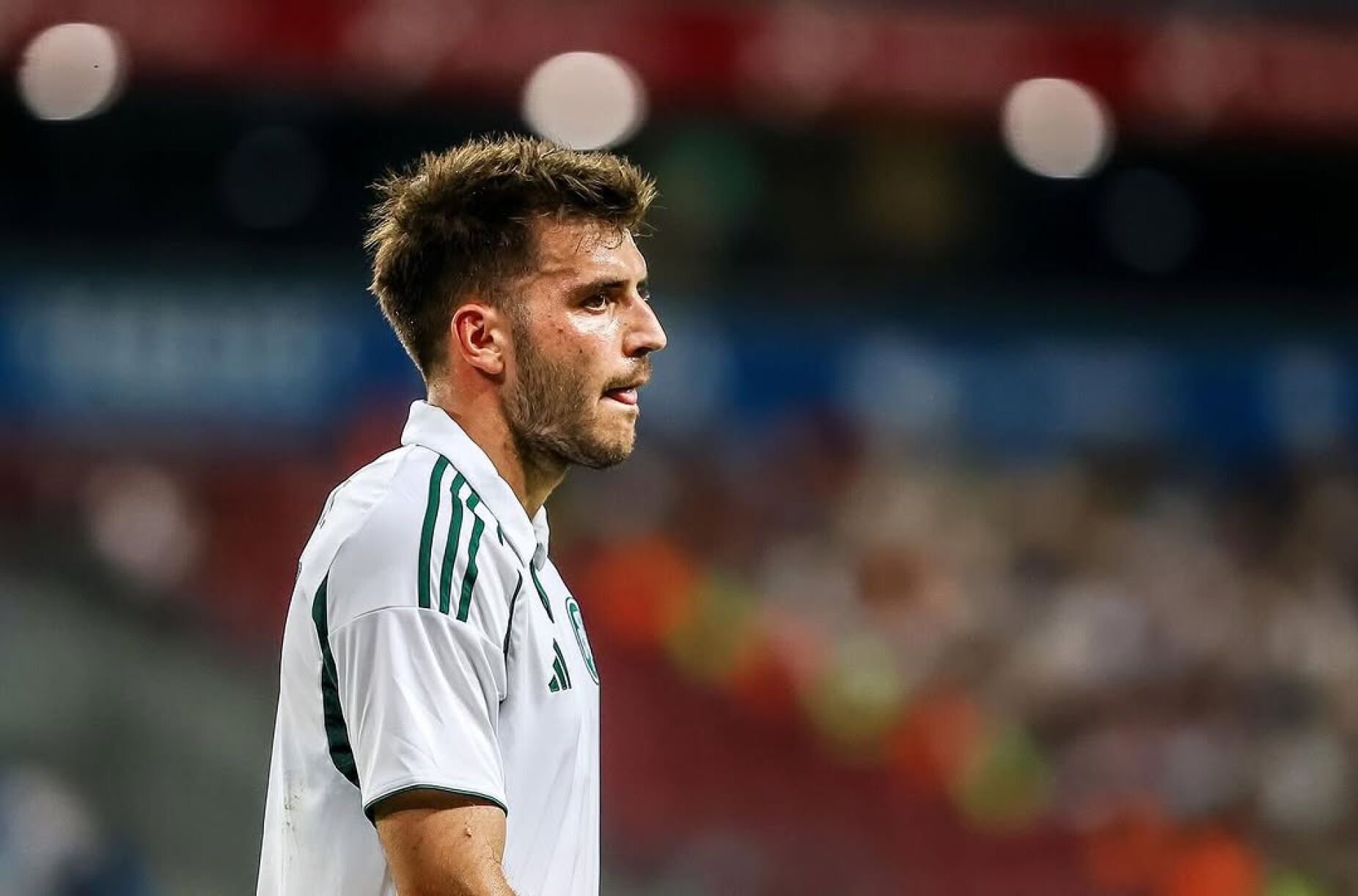 Sporting e Panathinaikos trocam últimos documentos por Ioannidis
