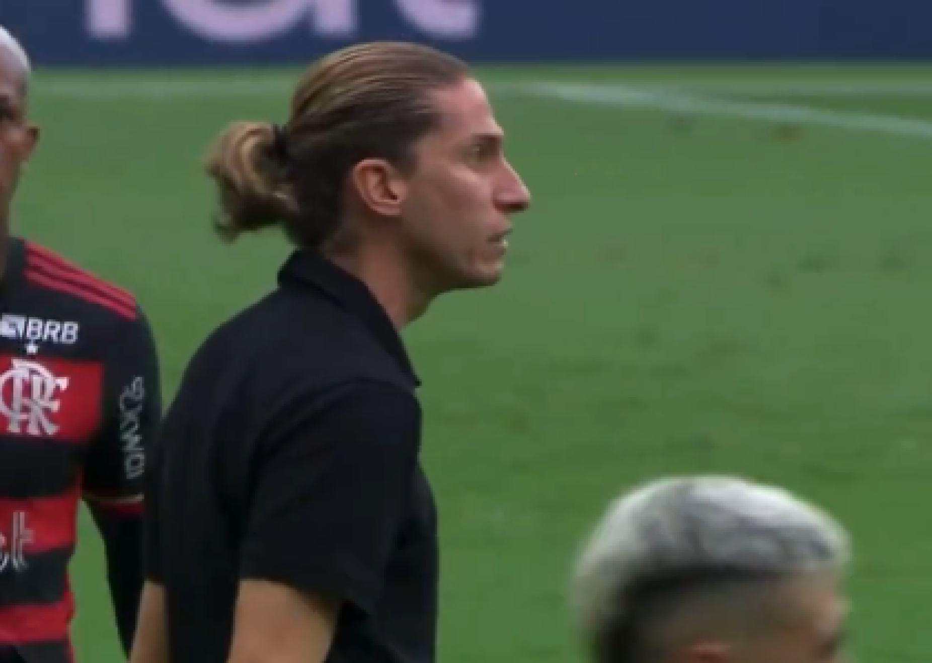Filipe Luís repreendeu Gabigol: "Tu respeita-me, miúdo"