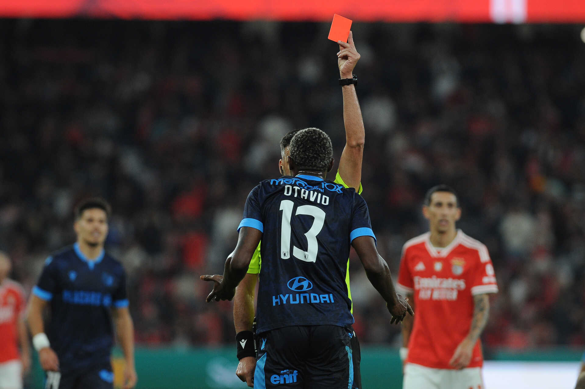 FC Porto alvo de multas por incidentes nos jogos com Famalicão e