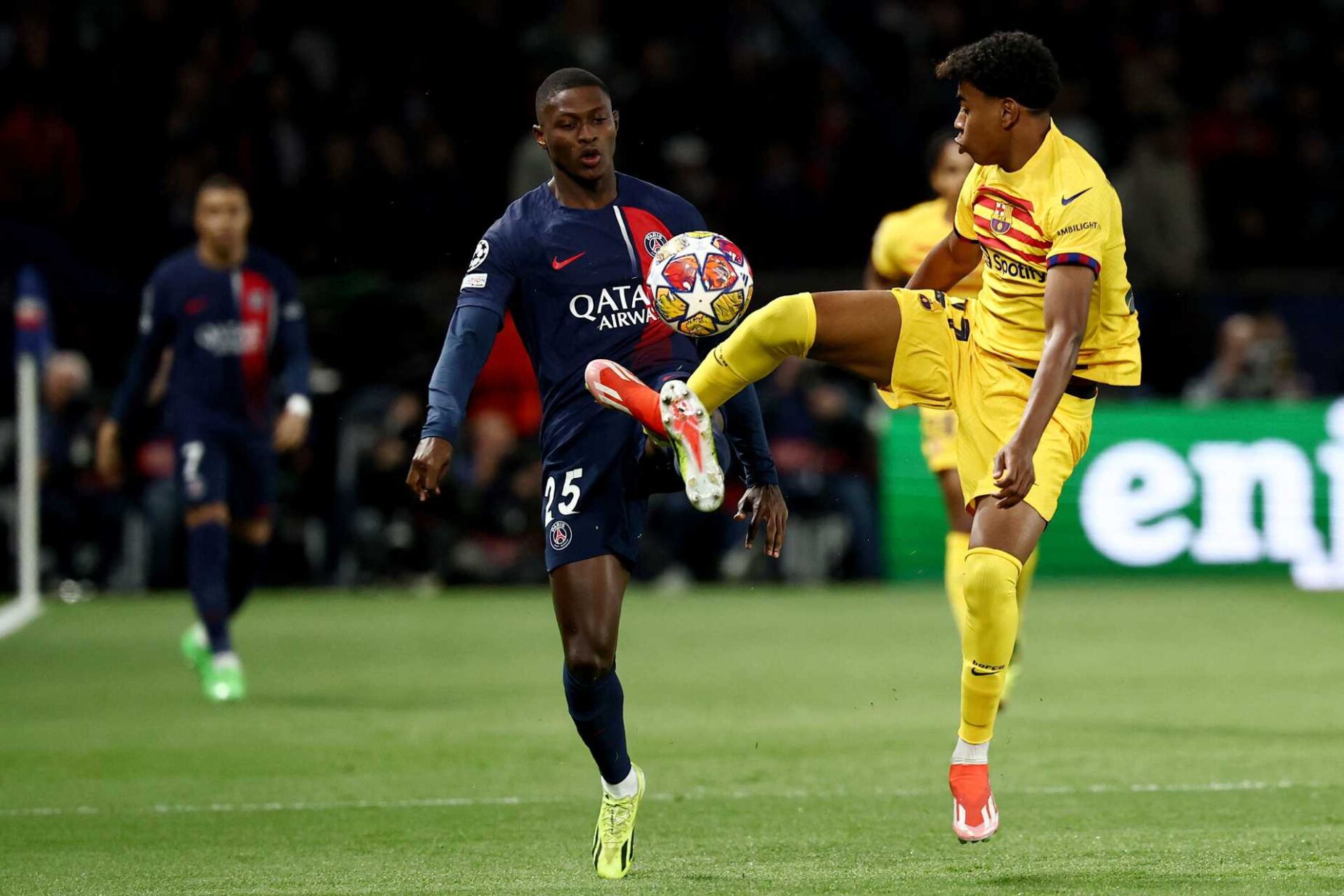 Barcelona e PSG boicotam canal após comentário sobre Lamine Yamal