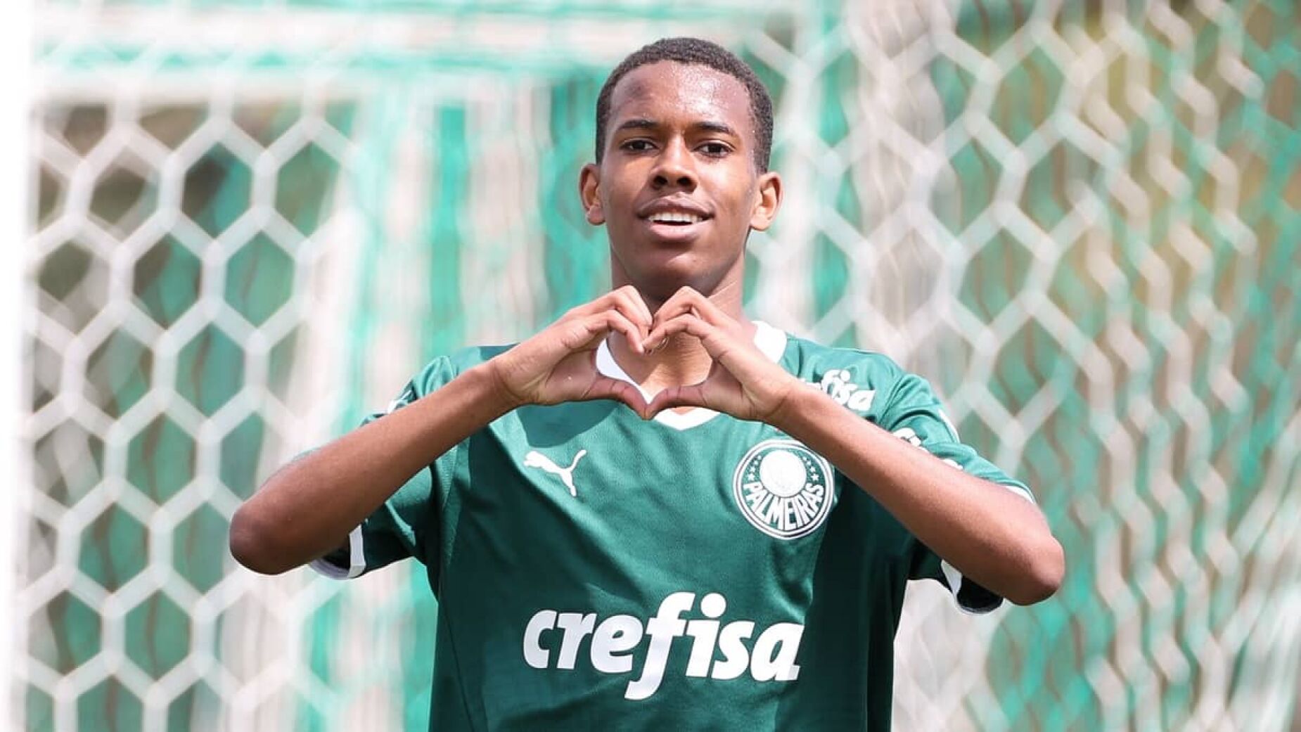 Depois de Messi, Messinho: jovem do Palmeiras sonha jogar no Barcelona