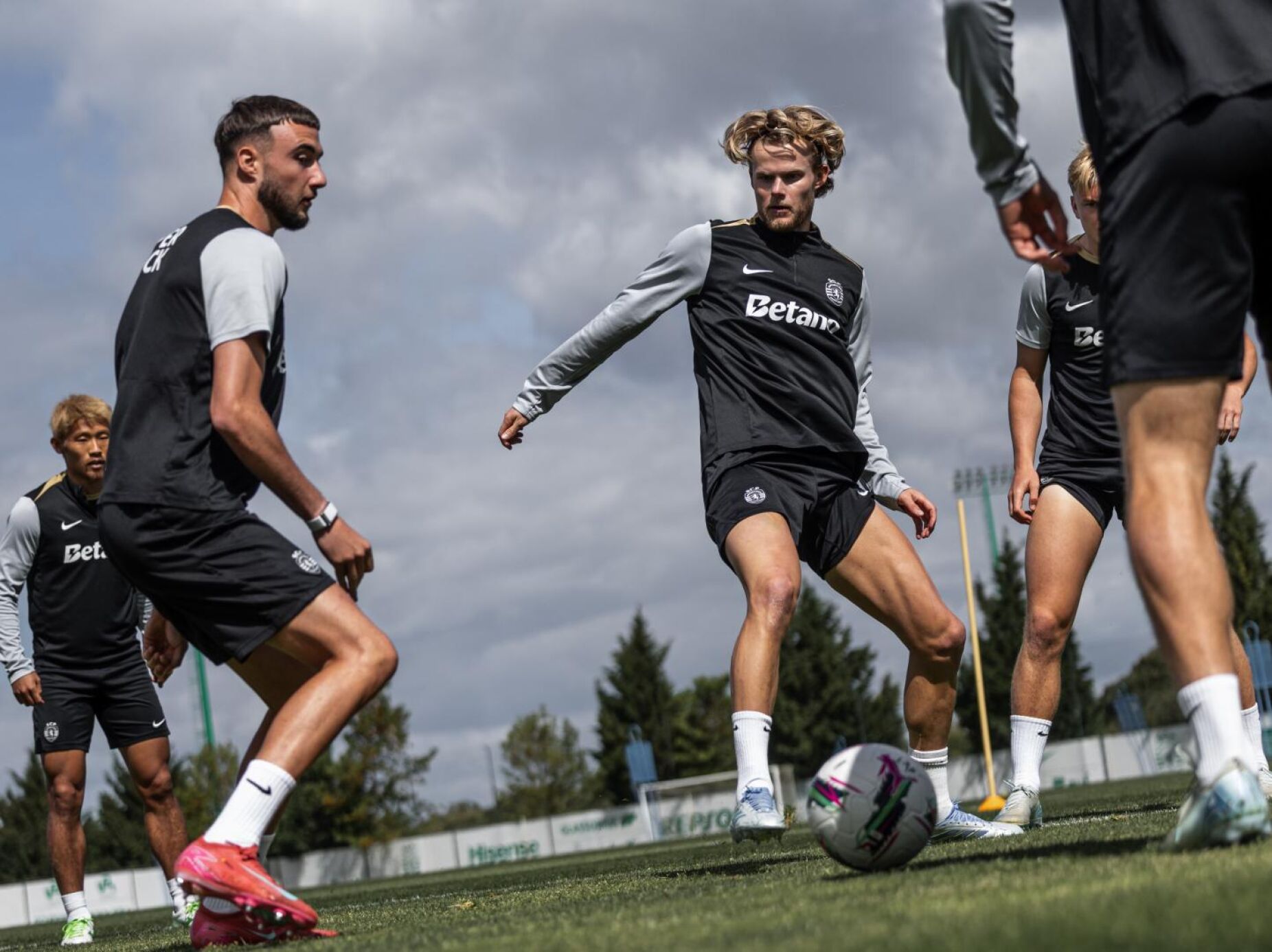Sporting coloca à venda bilhetes da pré-época no Algarve