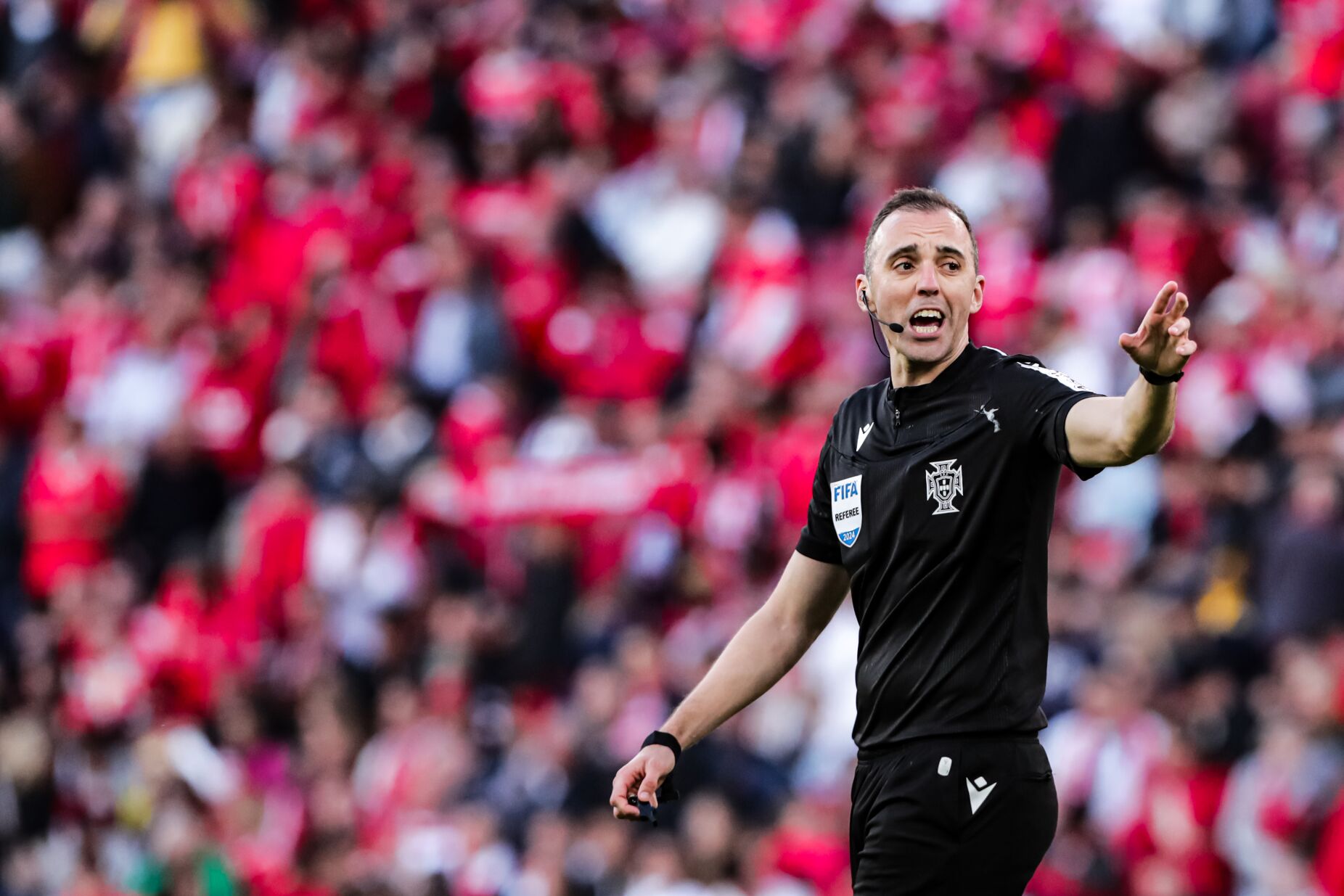 João Pinheiro é o árbitro nomeado para o FC Porto-Sporting