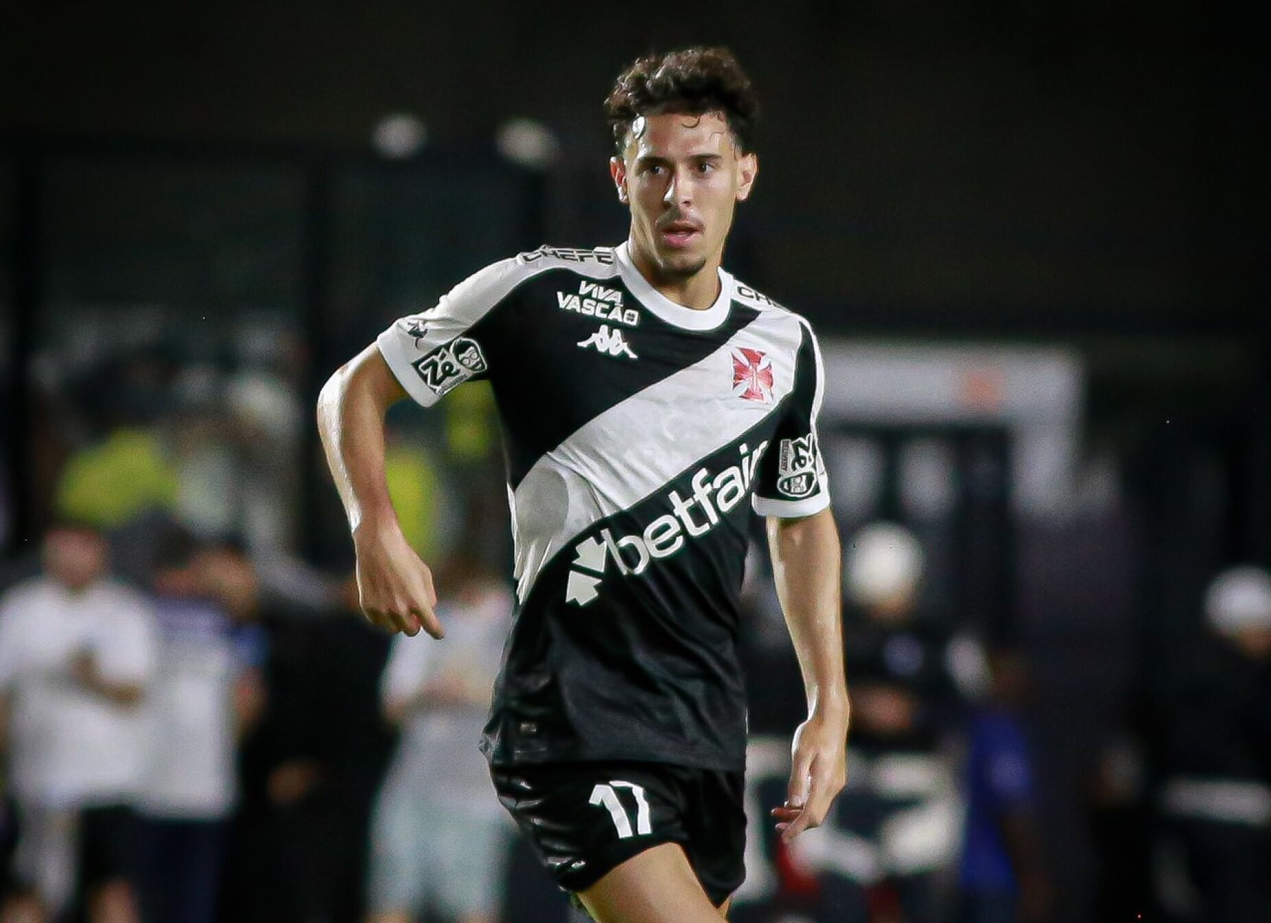 Nuno Moreira enche medidas: "Parece que está no Vasco da Gama há muito tempo"