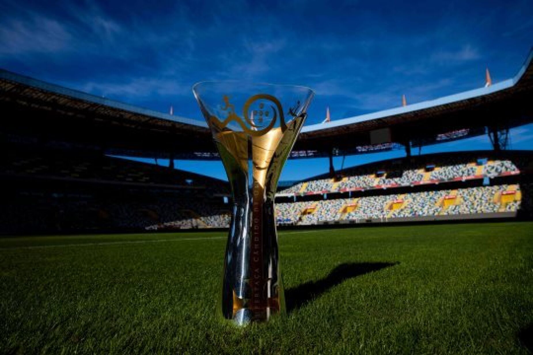 Supertaça Cândido de Oliveira será disputada entre 1 e 3 de agosto