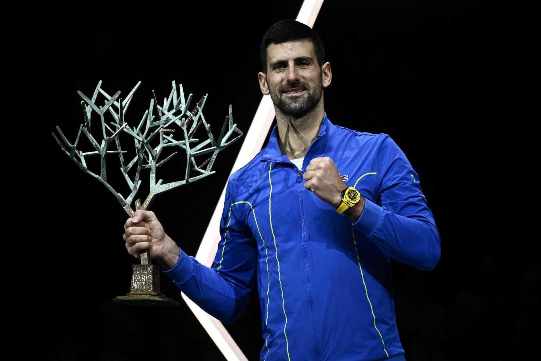 Djokovic bate Dimitrov e conquista Masters 1.000 de Paris em ténis