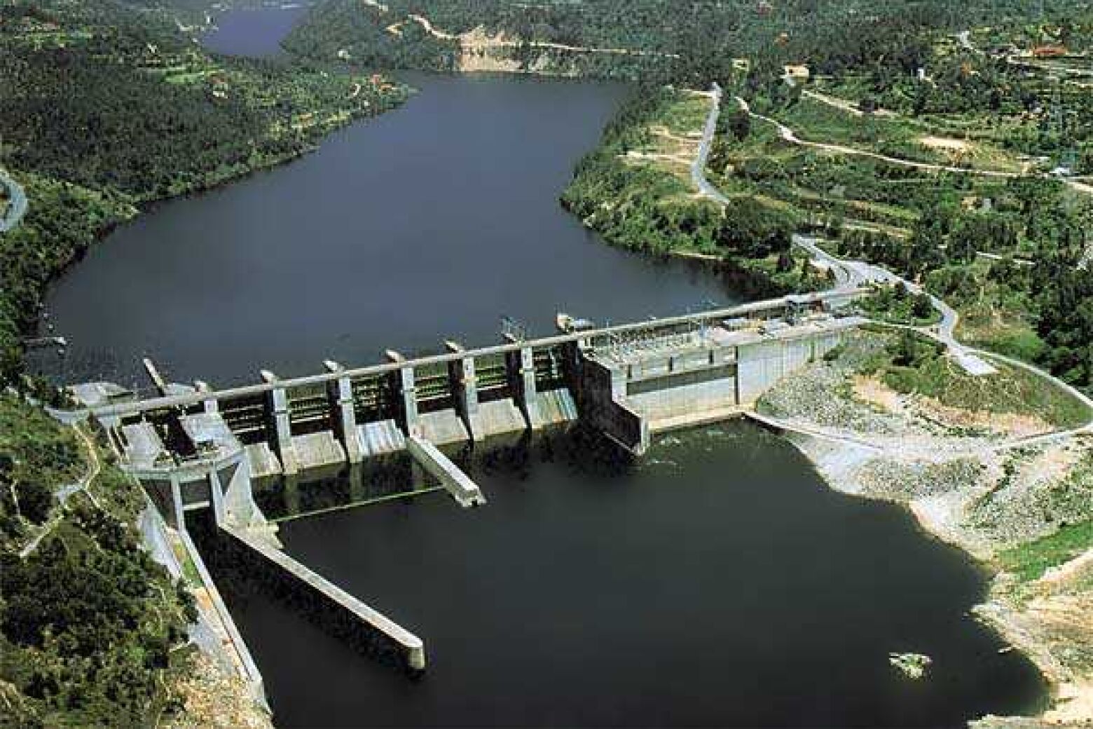 Cinf&atilde;es investe mais de 15 mil euros em constru&ccedil;&atilde;o de Miradouro de Mourilhe