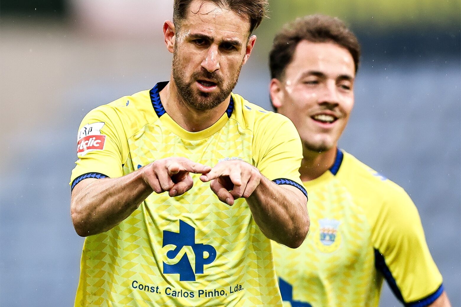 Arouca vence Estoril em jogo emocionante com reviravolta