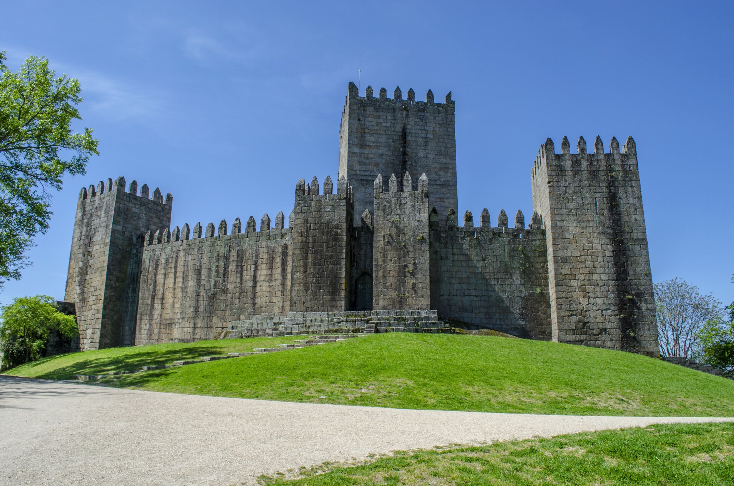 Northern Portugal Getaways Guide (40 Suggestions)