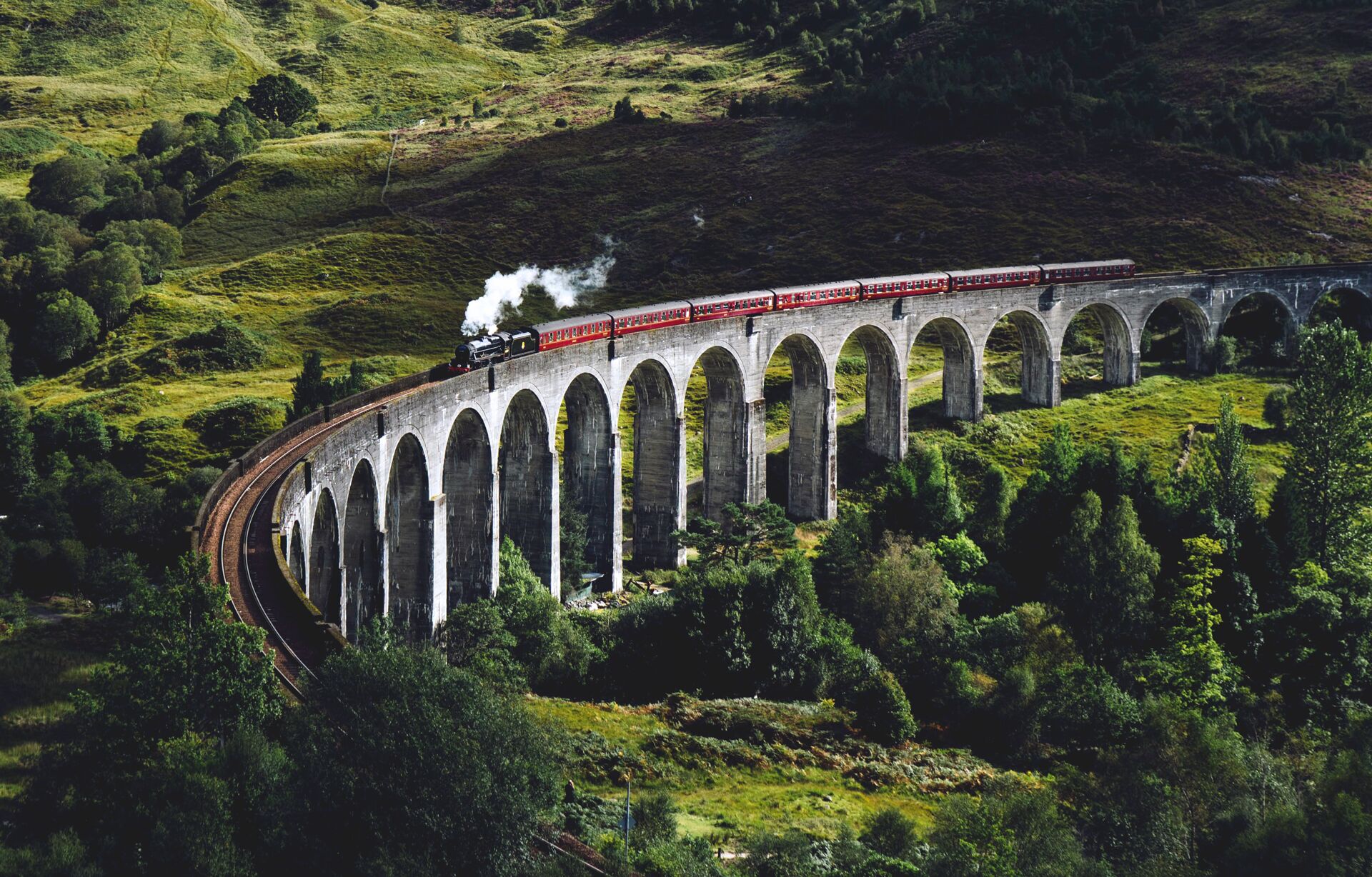 The world's most breathtaking train journeys (14 suggestions)