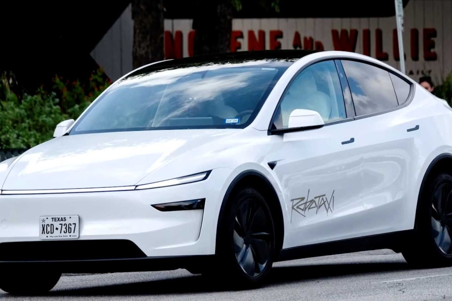 Tesla testa primeiros robotáxis no Texas
