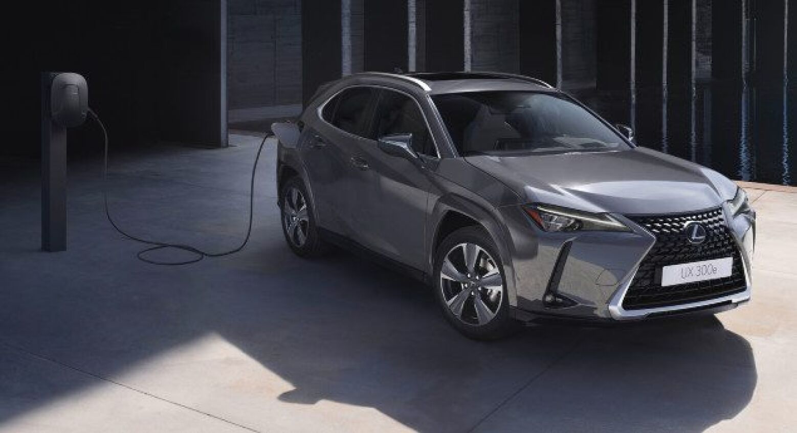 A rondar os 450 km. Lexus UX 300e evolui e ganha maior autonomia