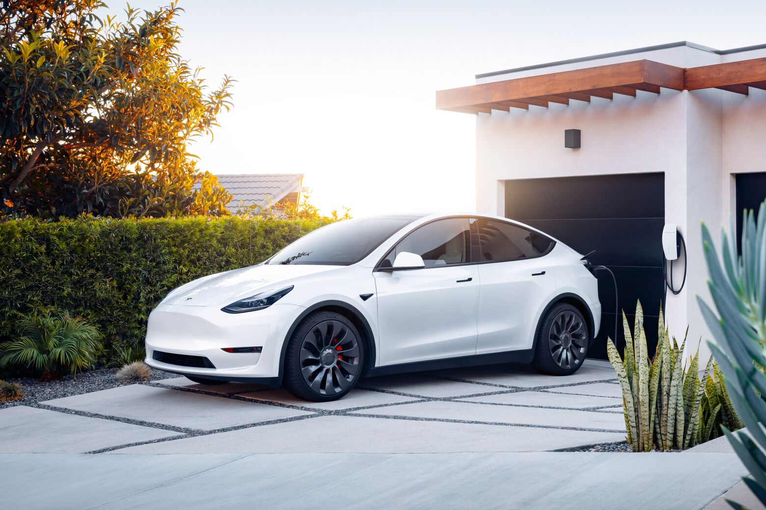Baixa nas vendas da Tesla tem impacto na queda das ações