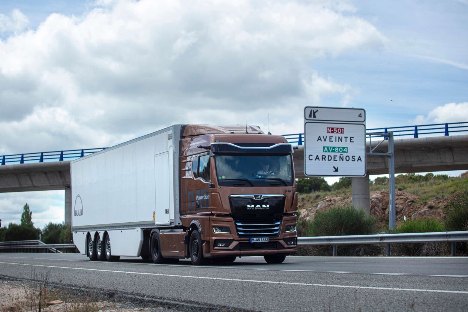 MAN TGX D30 PowerLion estabelece recorde de consumo