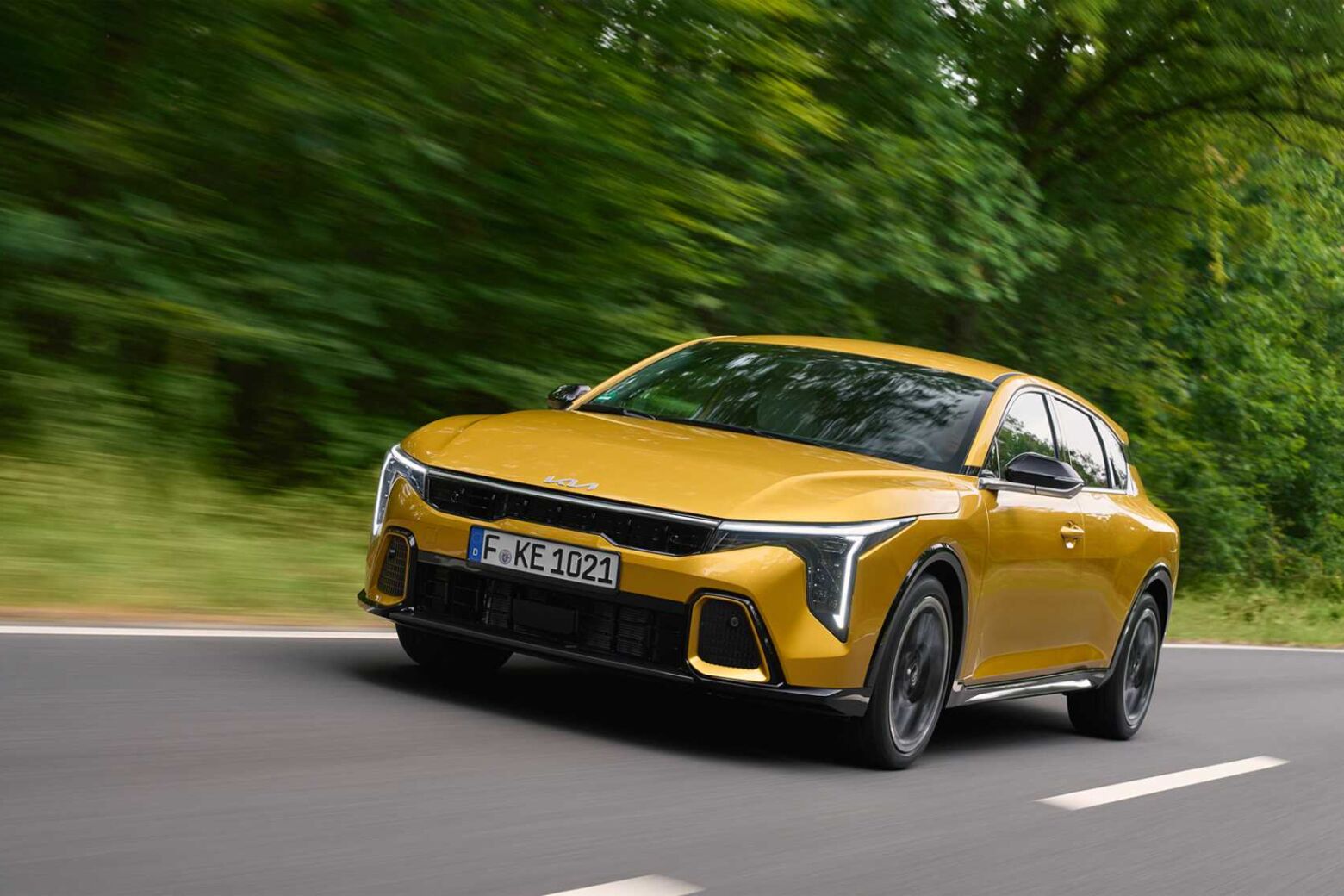 Kia lan&ccedil;a novo K4 no mercado nacional com tecnologia avan&ccedil;ada