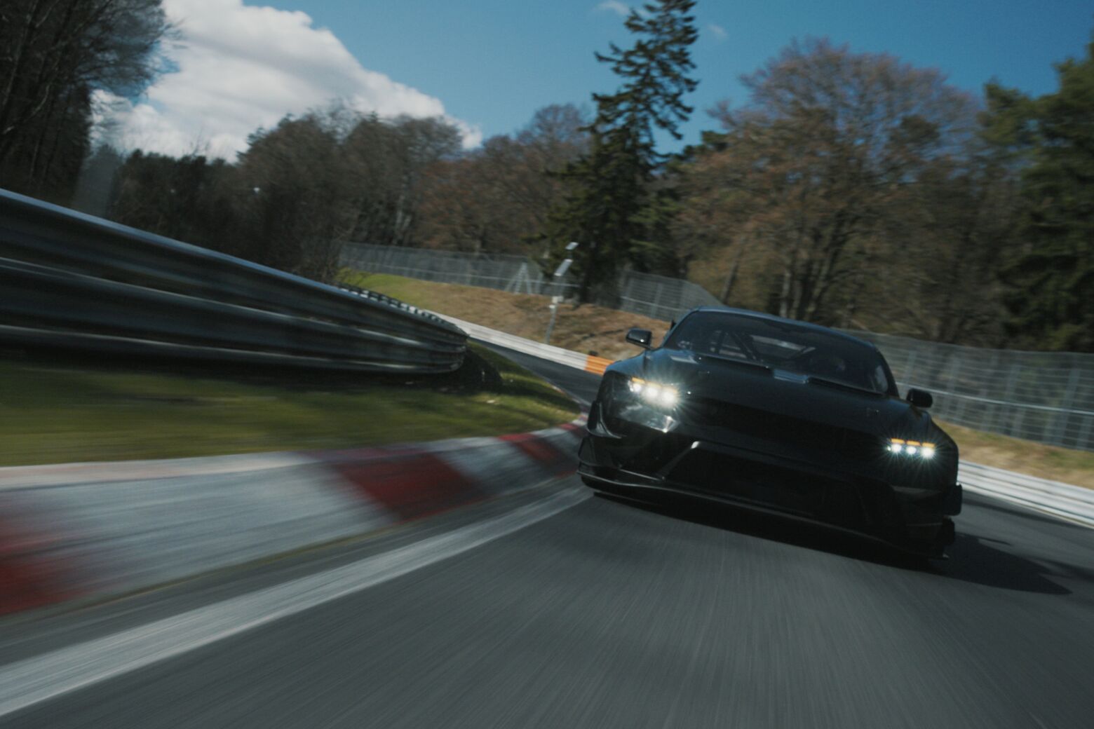 Ford Mustang GTD bate o pr&oacute;prio recorde no N&uuml;rburgring