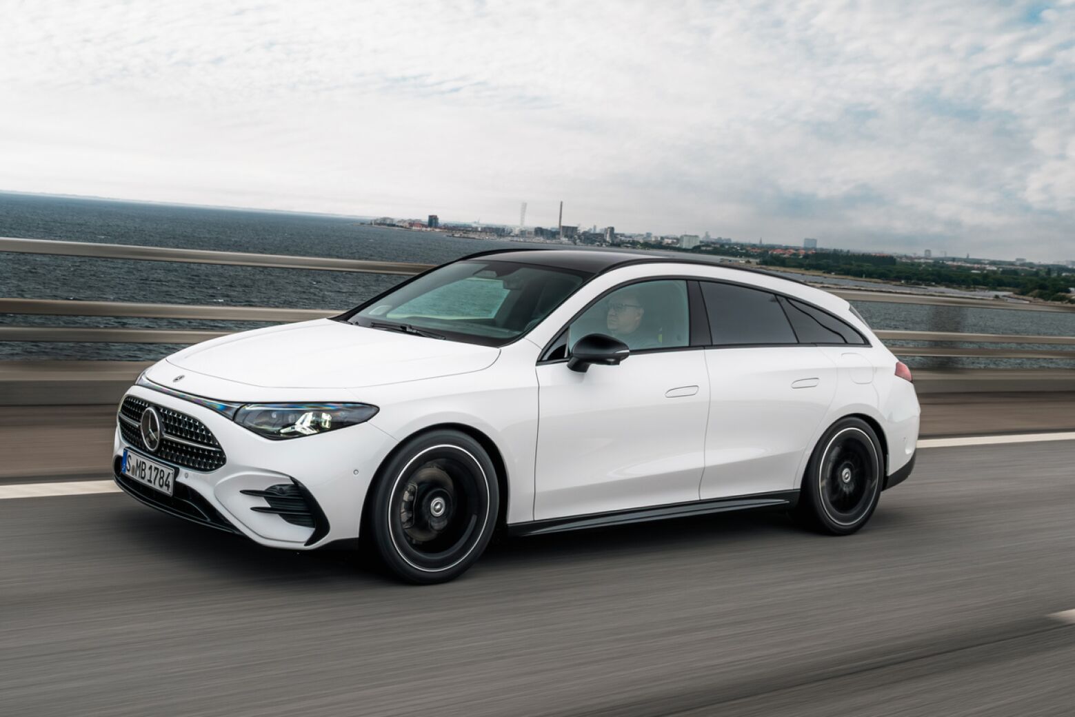 Novo Mercedes CLA mostra o que vale