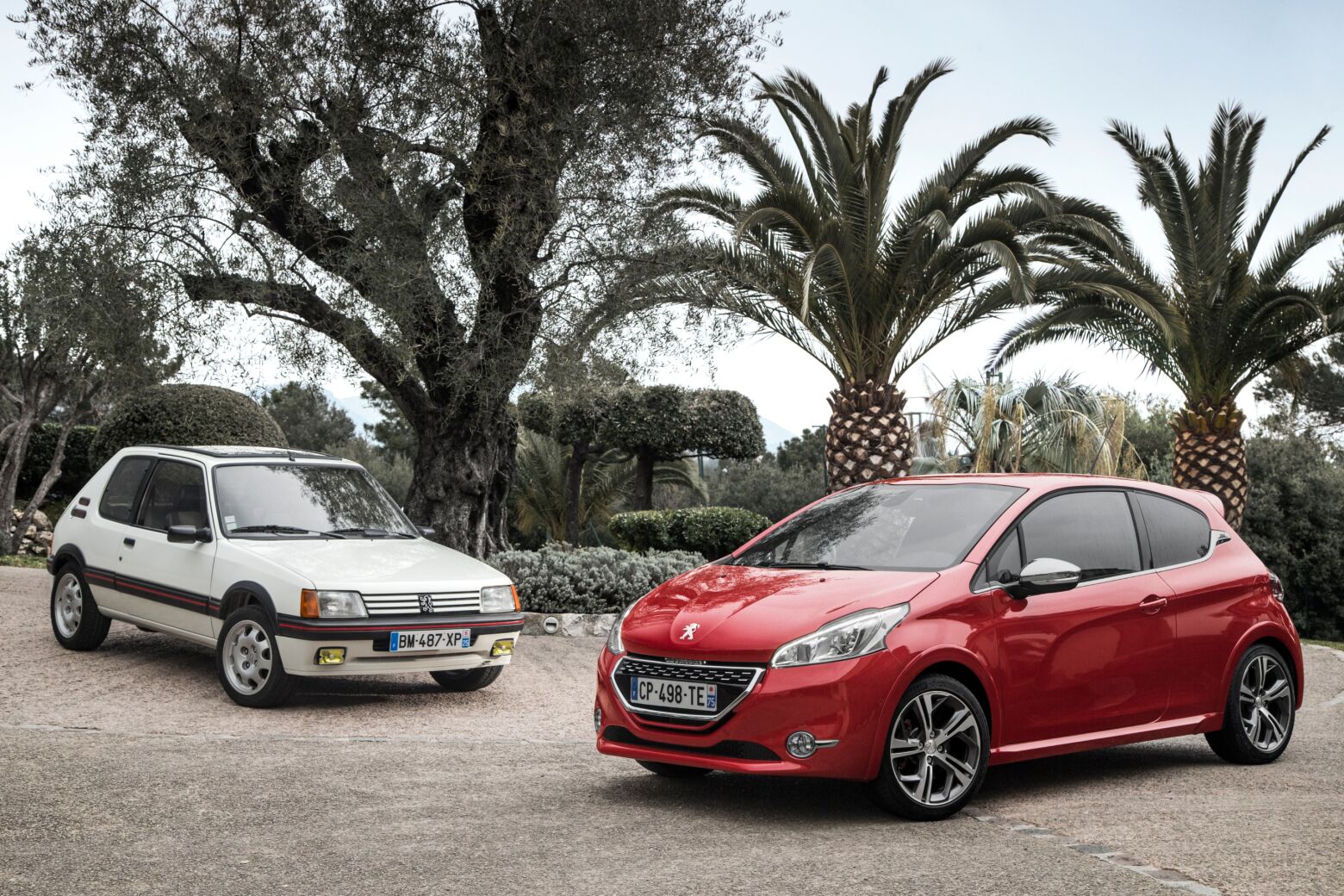 É oficial: Peugeot e-208 GTi confirmado