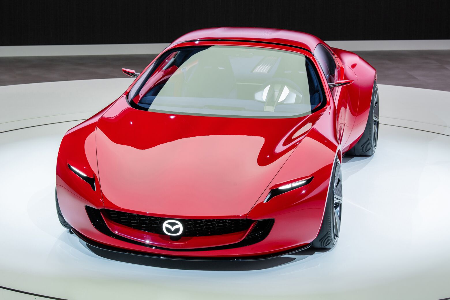 Novo desportivo da Mazda ficará acima do MX-5