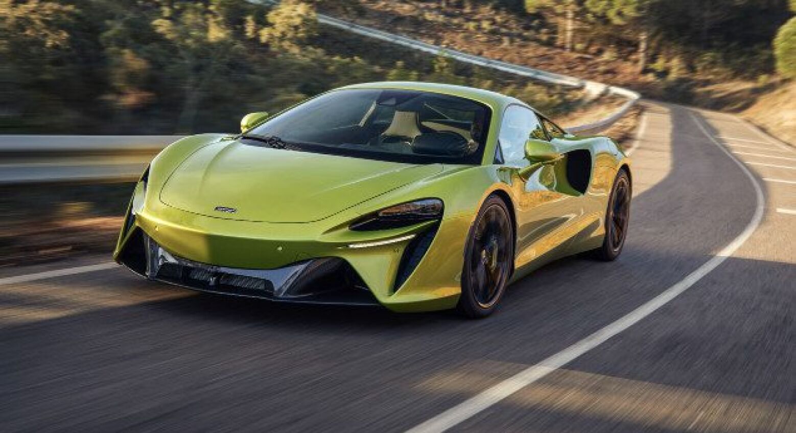 Já não é só o sotaque. McLaren está menos britânica e muito mais árabe